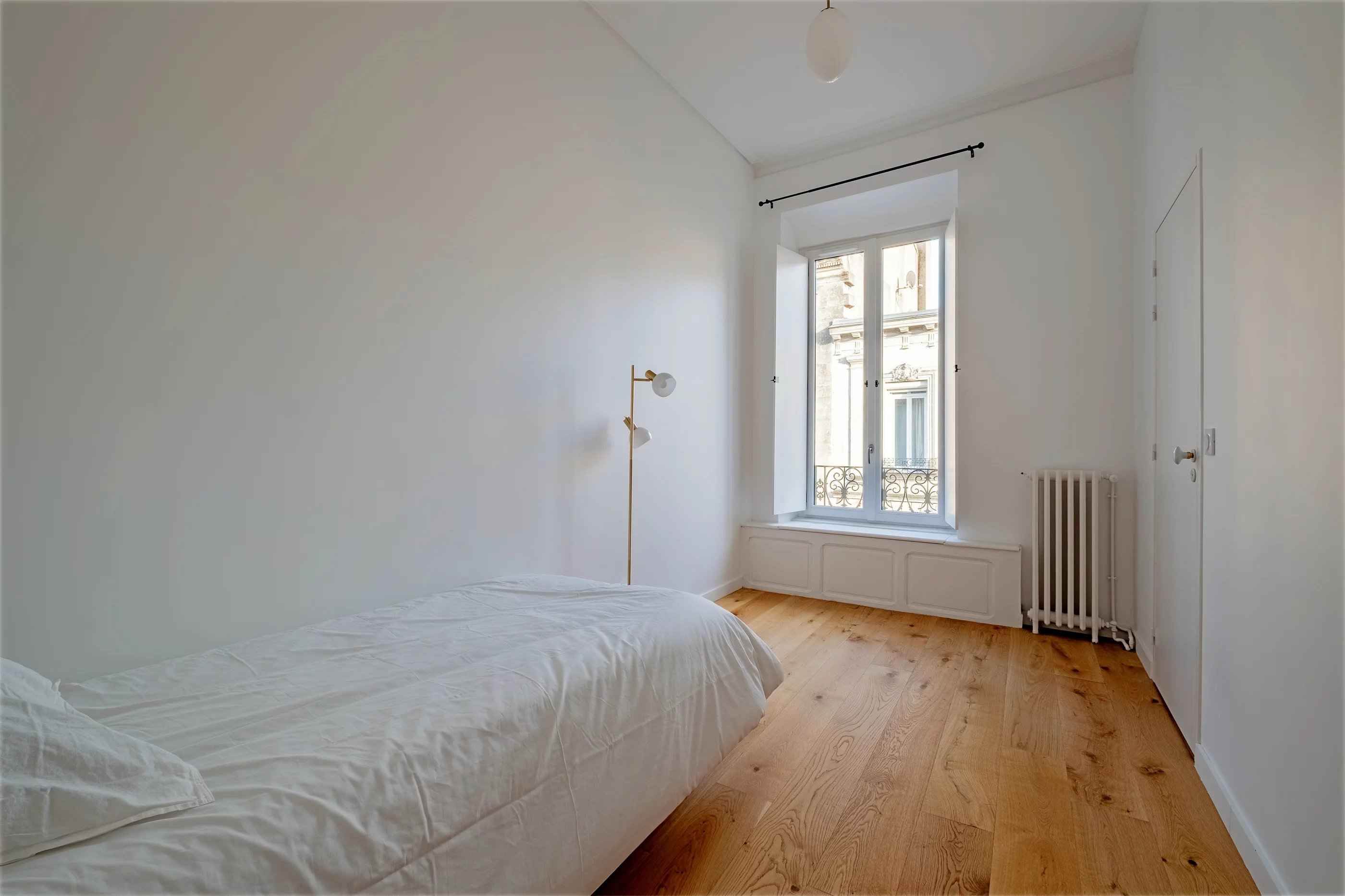 Eb7eb56d0694e4c5f5ba470c188bf59b 25ceaef005 2800 original - Attribut alt par défaut.