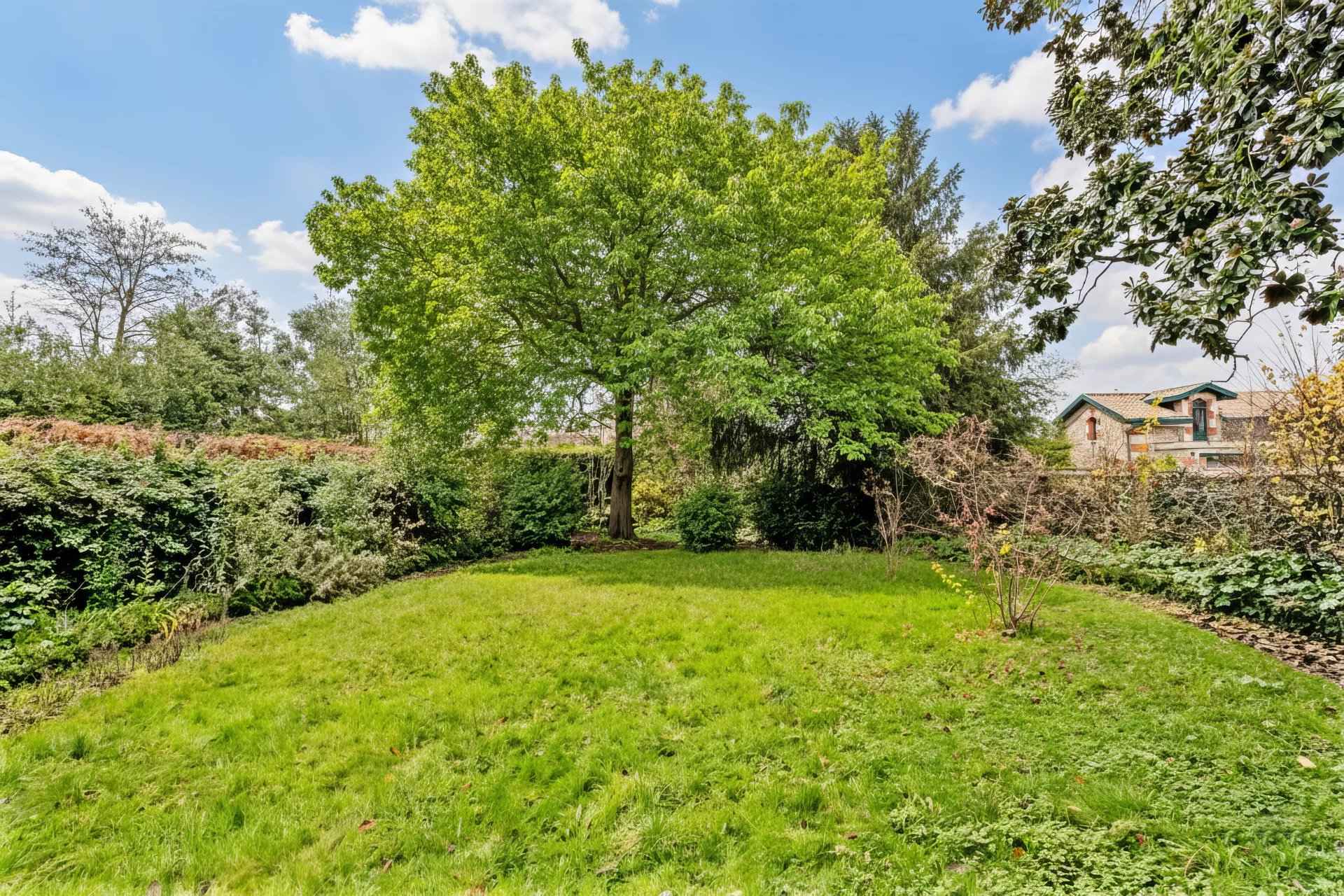 58cdc7424af5ca5f0e6af9a421a8220f ed8918d693 1920 original - Attribut alt par défaut.