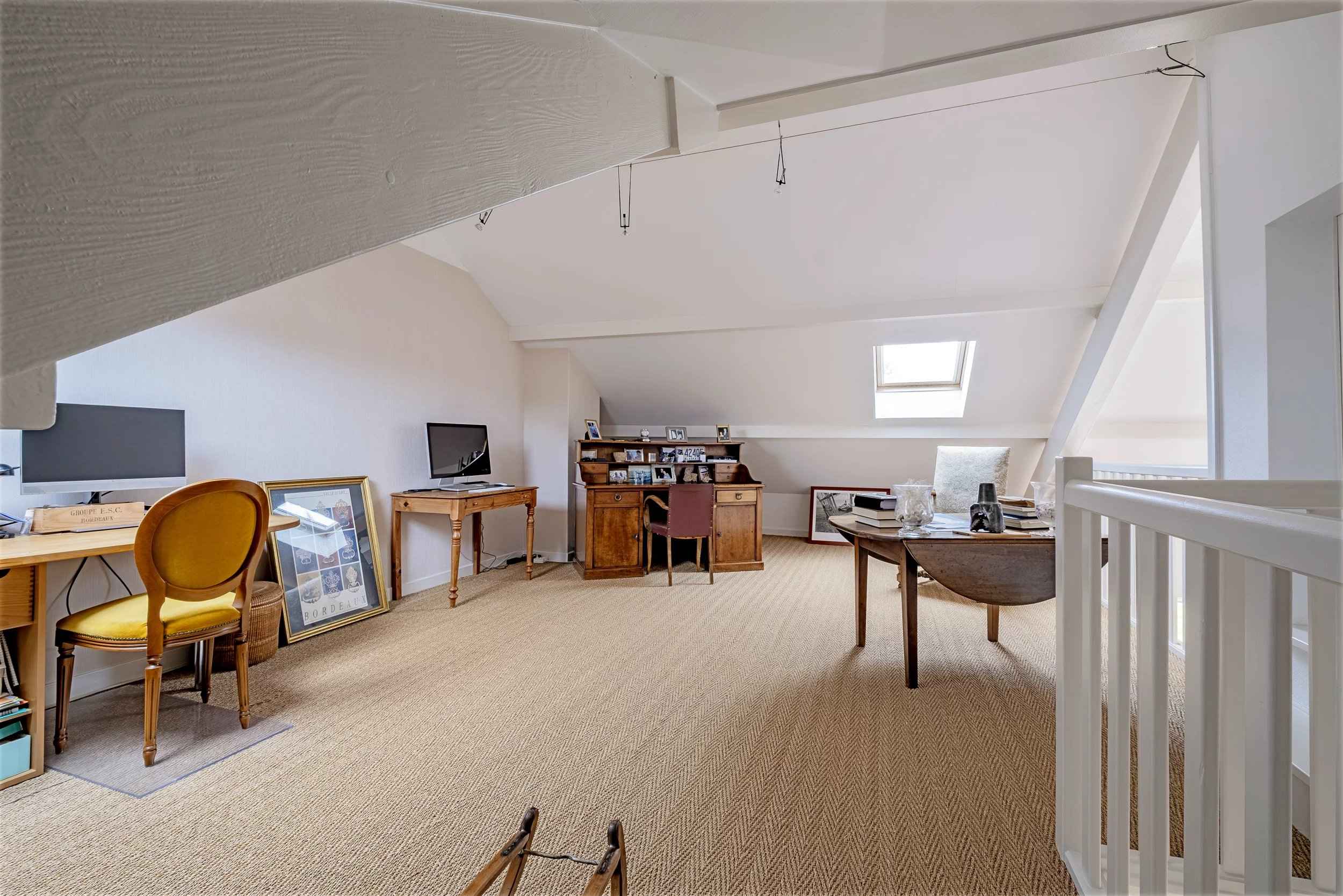 B9aa5ad236bb748f6922b794c9713769 693a089e7d 2500 original - Attribut alt par défaut.