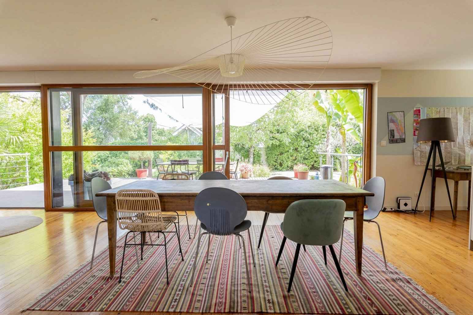 92d28f16aa047fcbe421bfff24d2b7a9 553f53a86e 1544 original - Attribut alt par défaut.