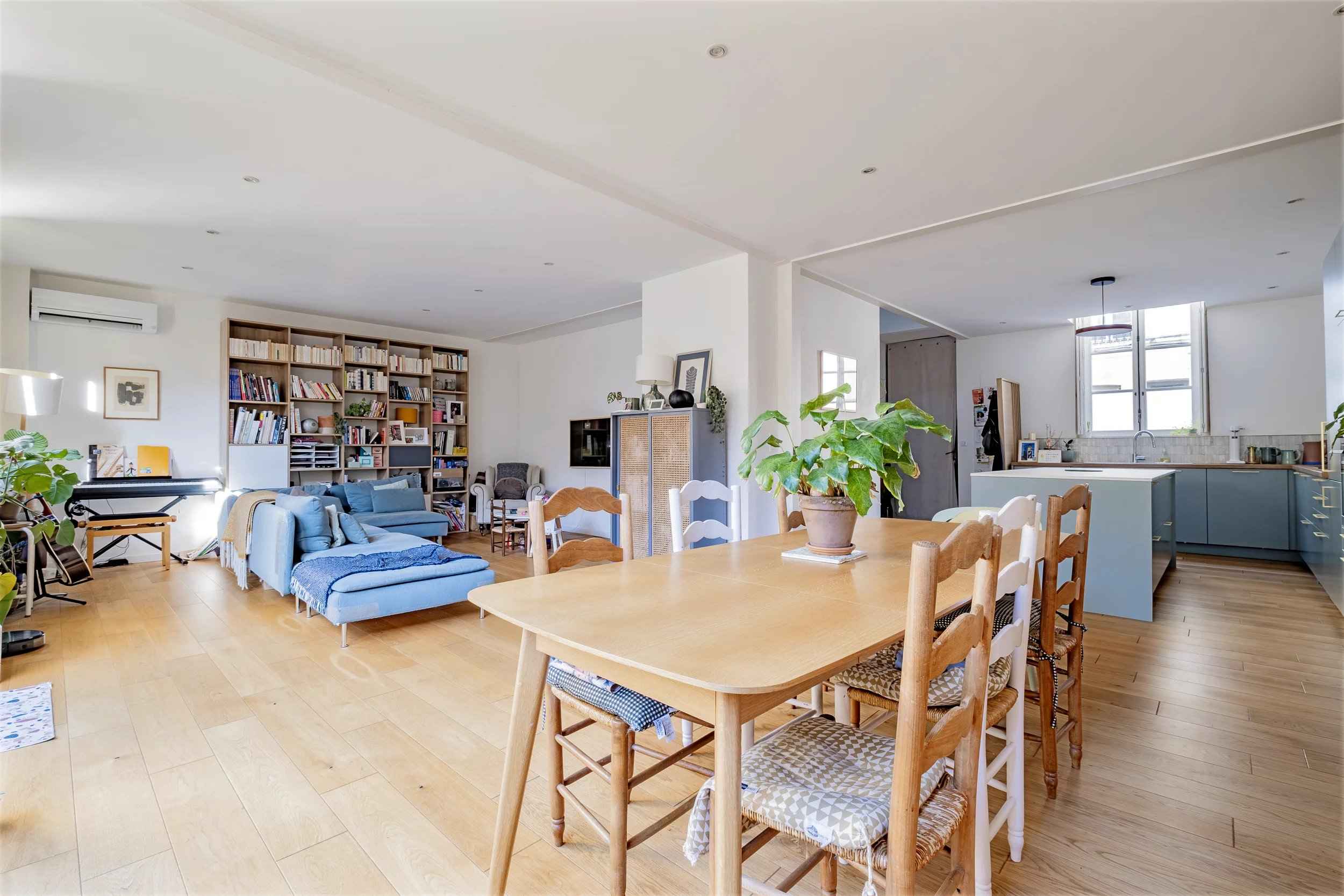 D3dc22c487c7de65f5609a66838bb401 14fd85888b 2500 original - Translation missing: en.helpers.application.image_tag.default_alt