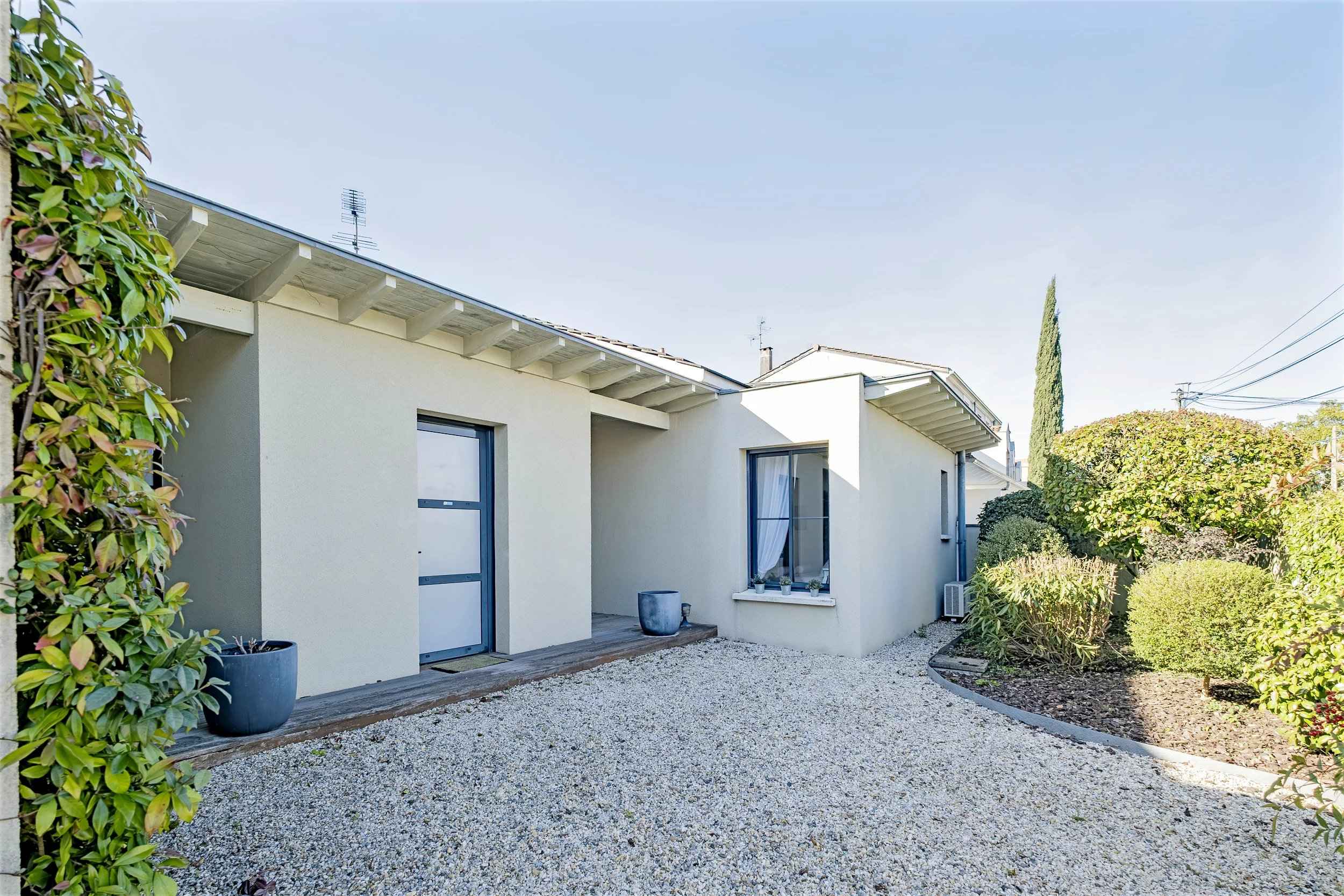 C08fffa6d906c7e22ad24a0da8ca29a7 c271182f52 2500 original - Translation missing: en.helpers.application.image_tag.default_alt