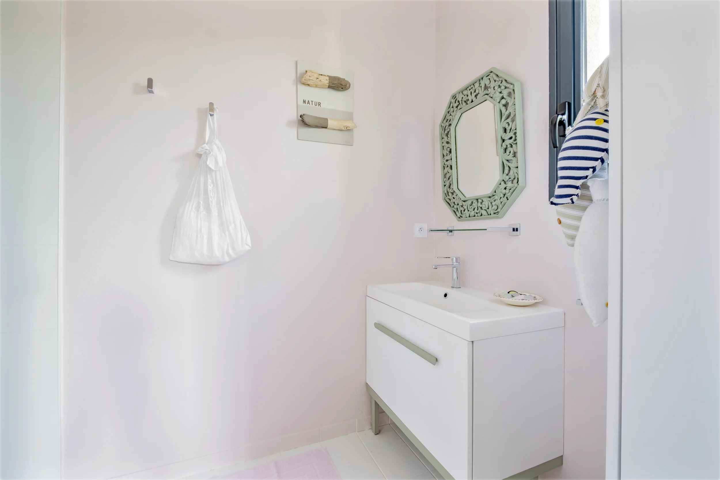 432a17a15cd2d302f70c5af61859cd5b 04dd701c9b 2500 original - Translation missing: en.helpers.application.image_tag.default_alt