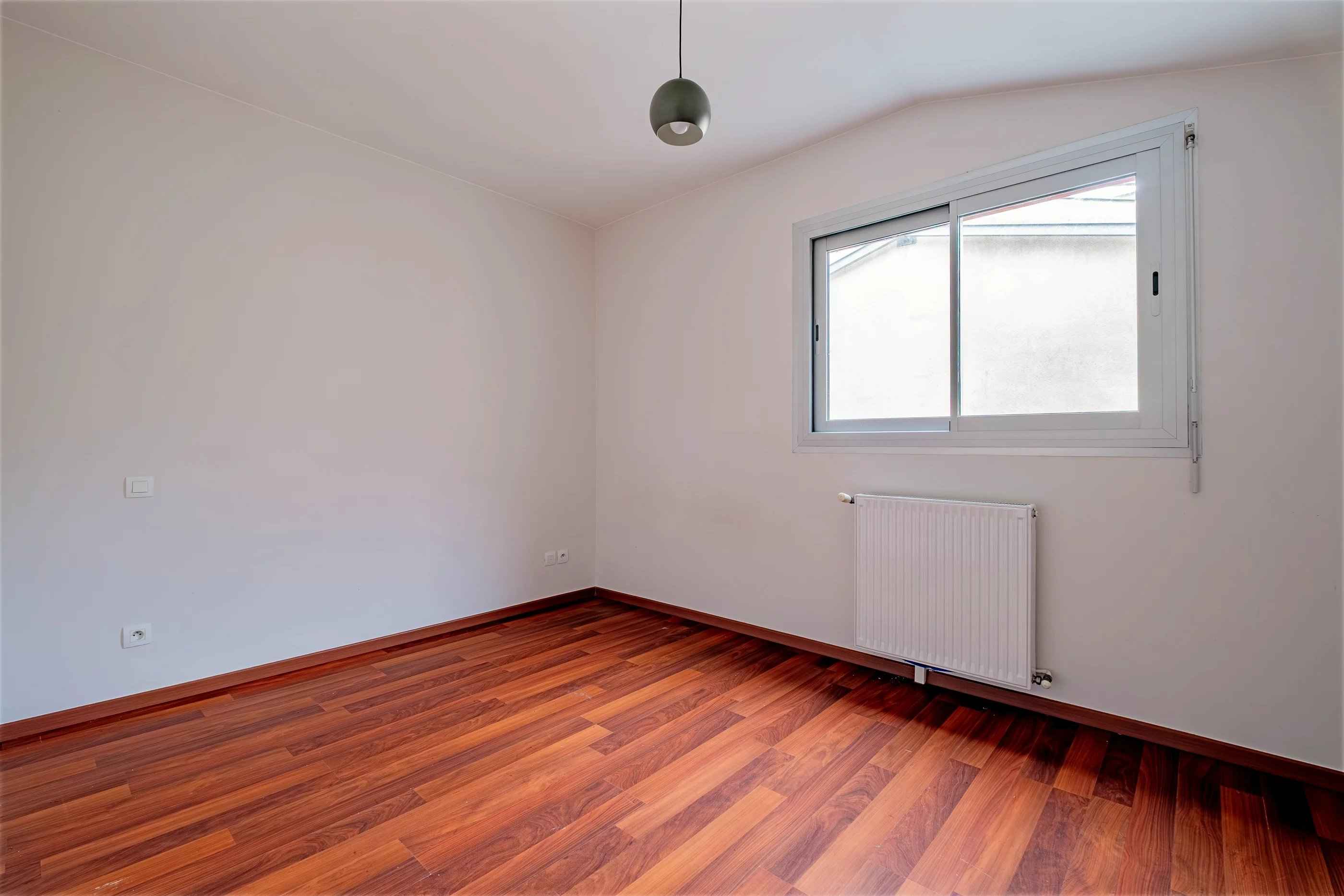 95e4f8c6057fd34e4f70124ffa4b6dae 8f7fd89bfd 2800 original - Attribut alt par défaut.