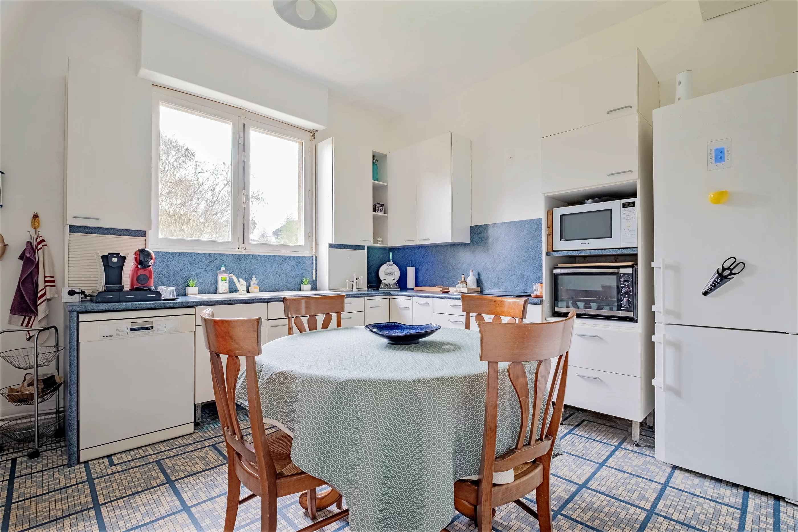 C52f90b1a772ea07751832d8703ca8cc b08f765e58 2800 original - Attribut alt par défaut.