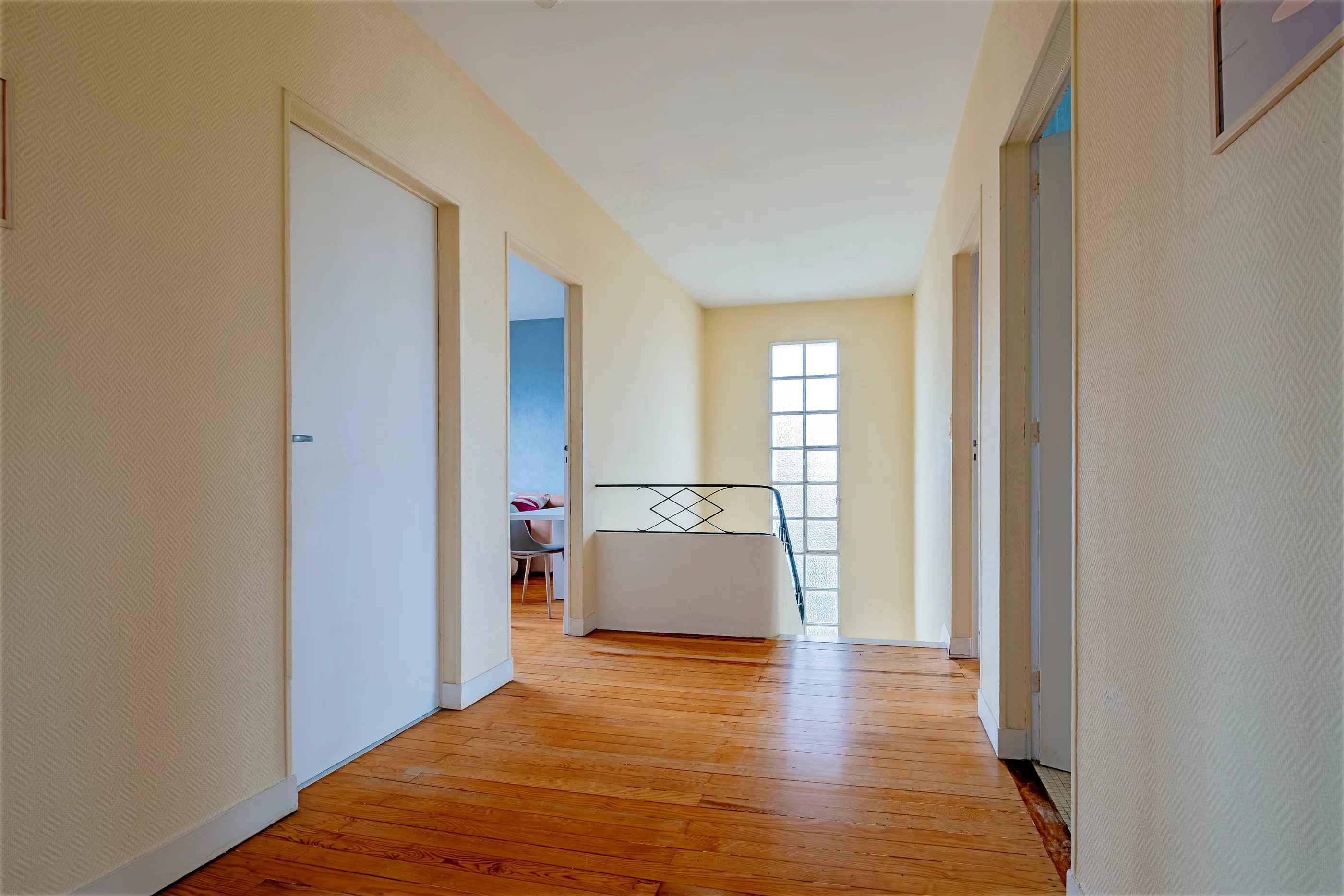 D67411fa031533b0ec786cd77d6a6abc b5aa000c3e 2800 original - Attribut alt par défaut.