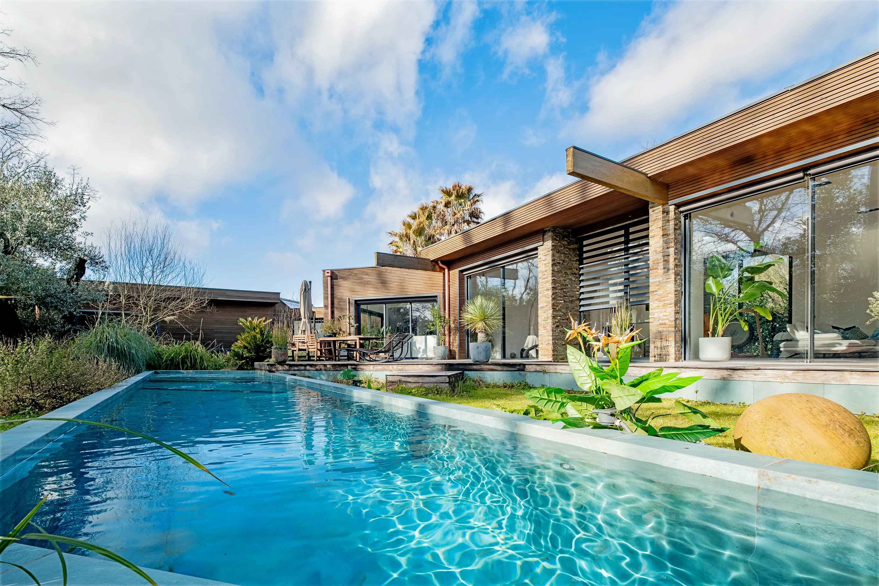 Maison à vendre de 320 m2 Mérignac