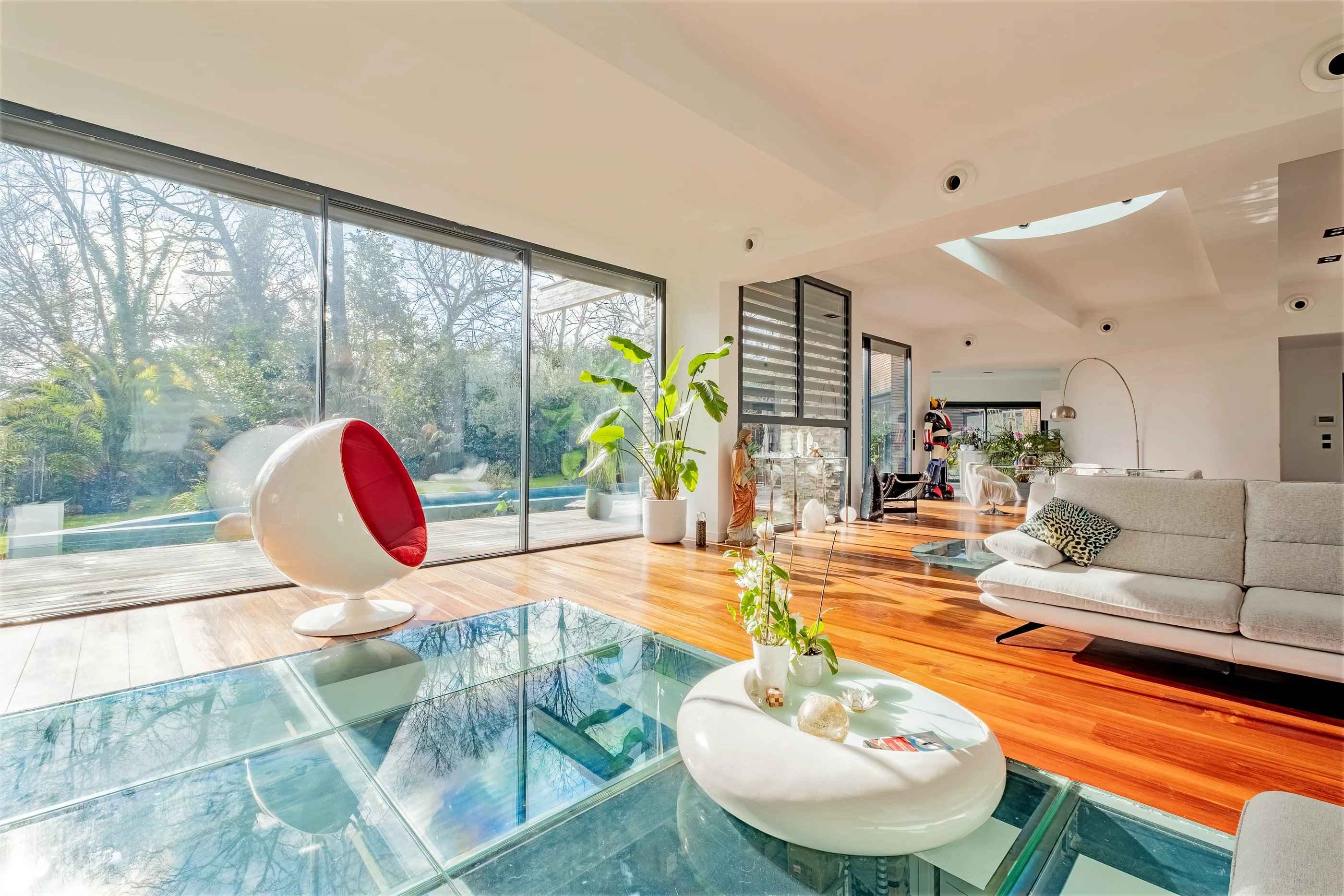 A4bd9079696bda0bf5017536b74d0e77 7d5f25d95b 2800 original - Attribut alt par défaut.