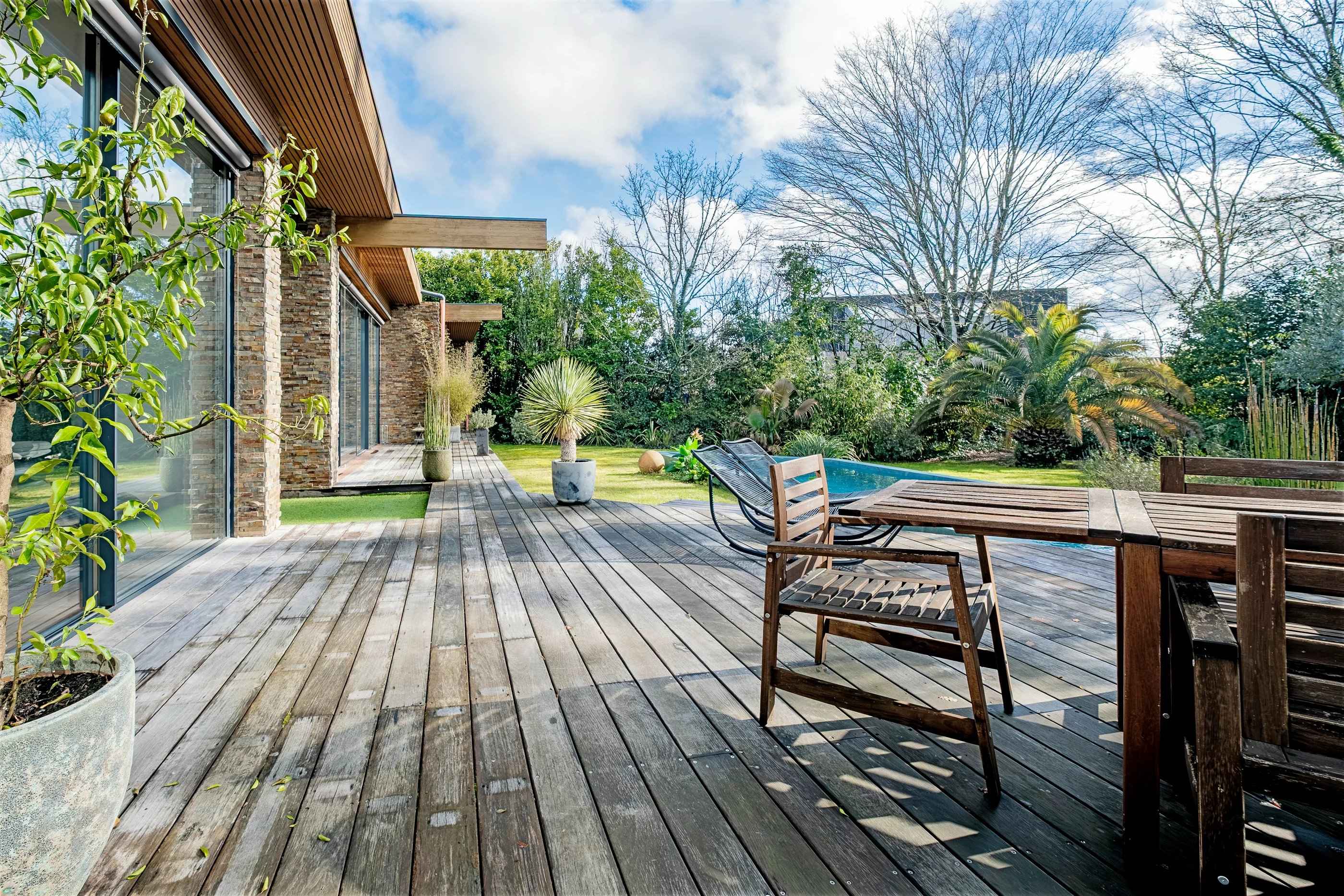 7564a841094f7d7e7beed438b0d8f97b 4f4801cec3 2800 original - Attribut alt par défaut.