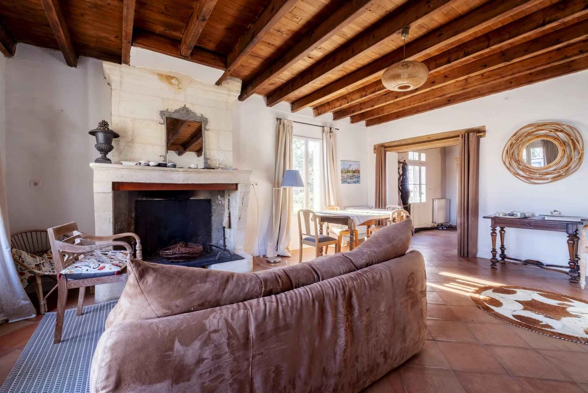 Debe8fc0e5d529cb392f2fbd46005407 e9836a9f97 1920 original - Translation missing: en.helpers.application.image_tag.default_alt