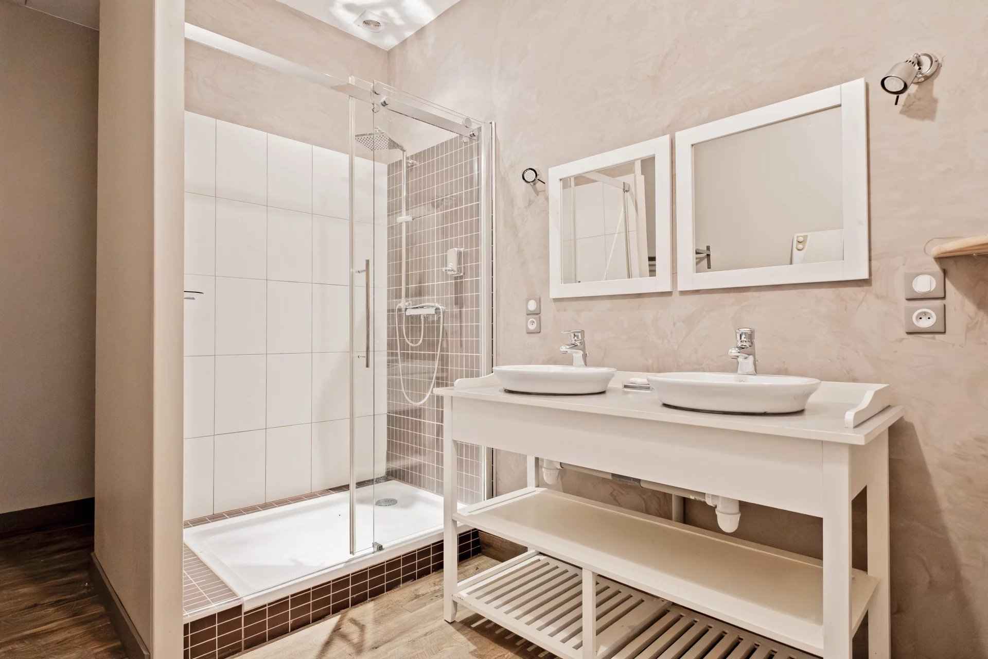 6ff984c3c3dab61f34860094d2ab1aff f2f77e7908 1920 original - Attribut alt par défaut.