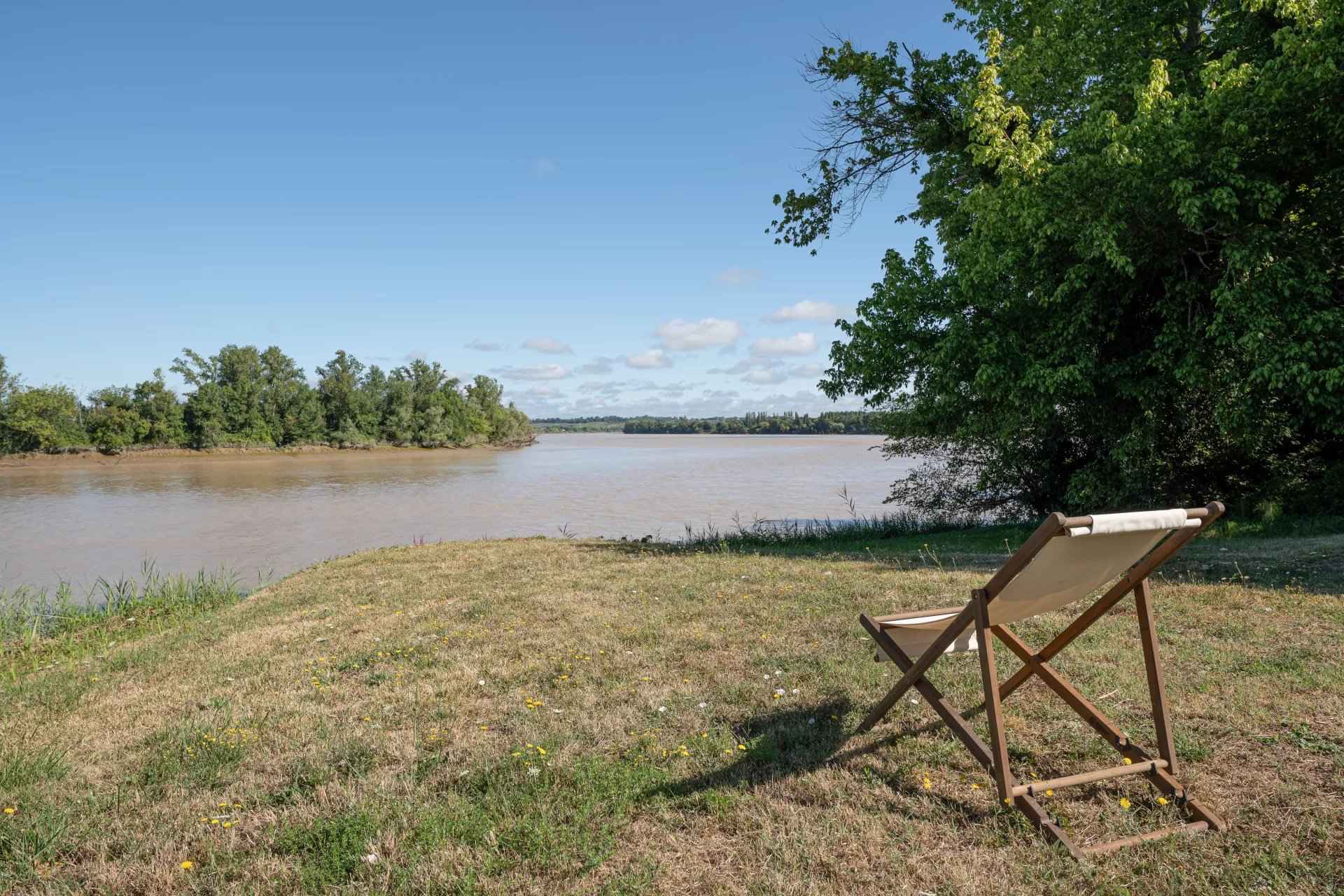 Bf218809455d2e34ae682a06b65feecc d33b83e9c3 1920 original - Attribut alt par défaut.