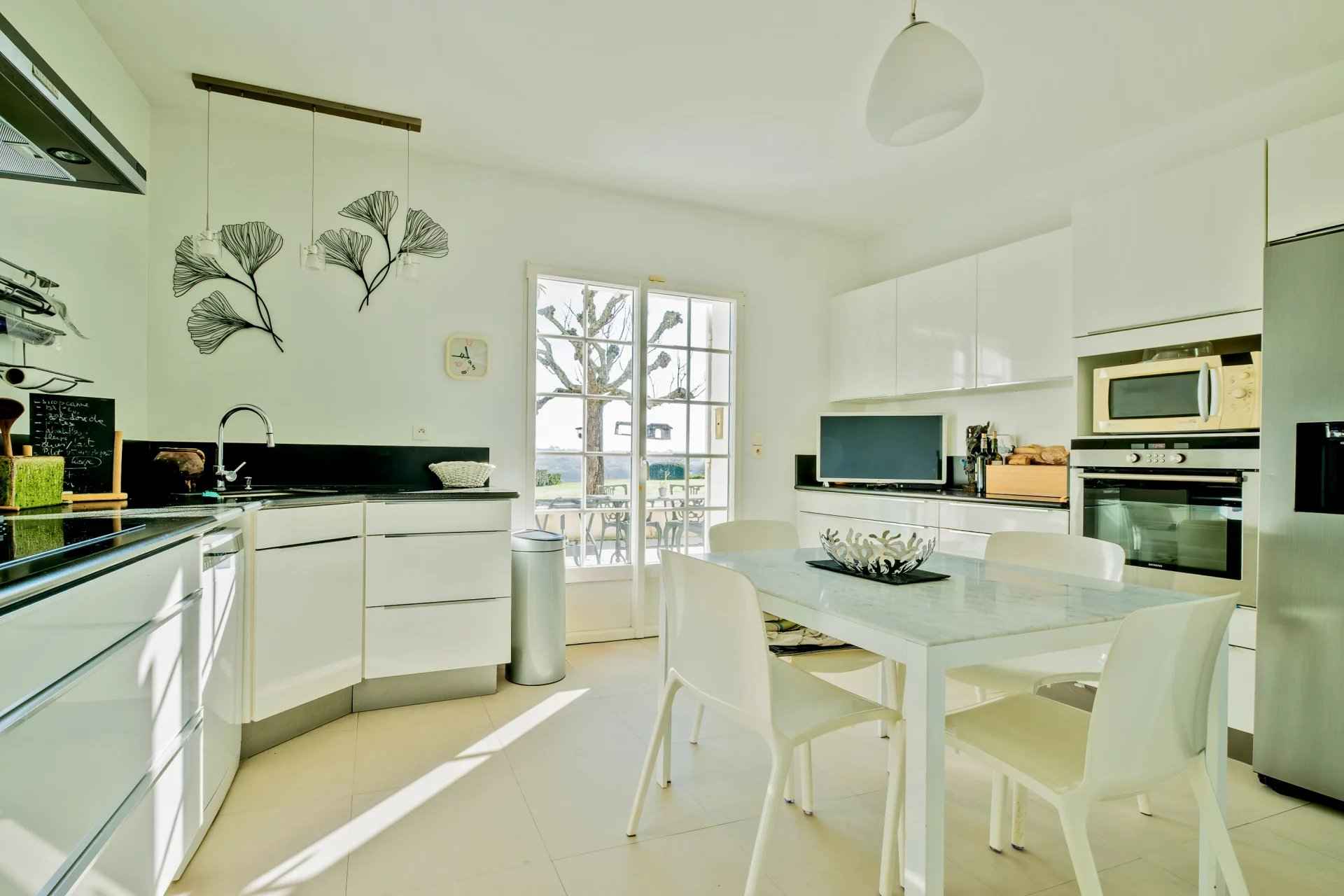 A42ff3968cb67eb8df7b093708d64093 79aa0101aa 1920 original - Translation missing: en.helpers.application.image_tag.default_alt