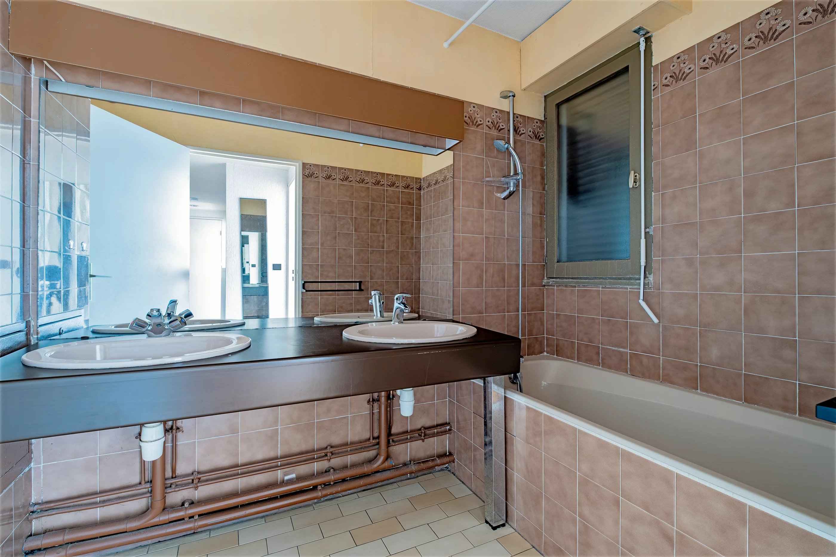 524e7437c57e67034fca94e43105d545 ff87cbe55d 2800 original - Translation missing: en.helpers.application.image_tag.default_alt