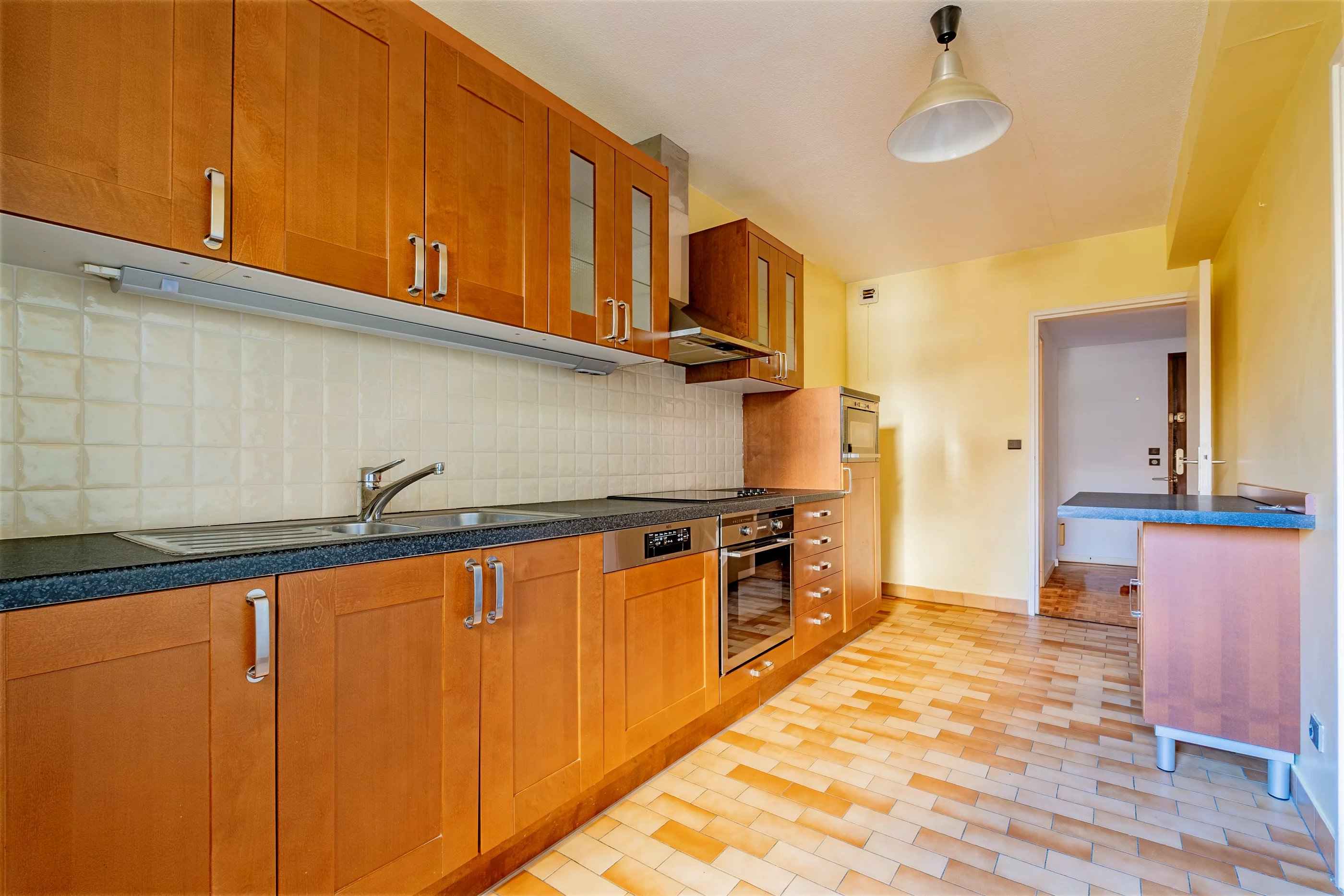 D974b0843483494bb050c023af58af17 b8cee27c9f 2800 original - Translation missing: en.helpers.application.image_tag.default_alt