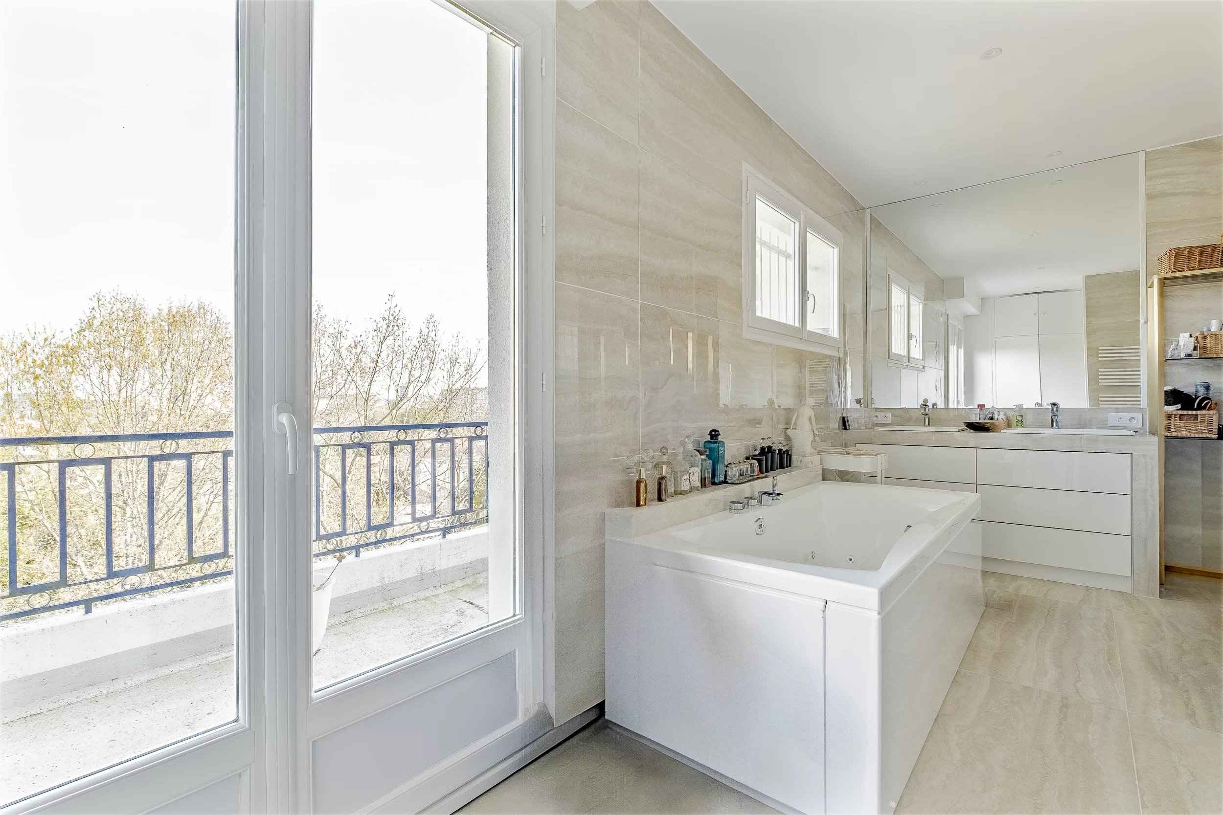 A93ca43dbe5f0f37ca7c52d354290c13 e17a161114 2500 original - Attribut alt par défaut.