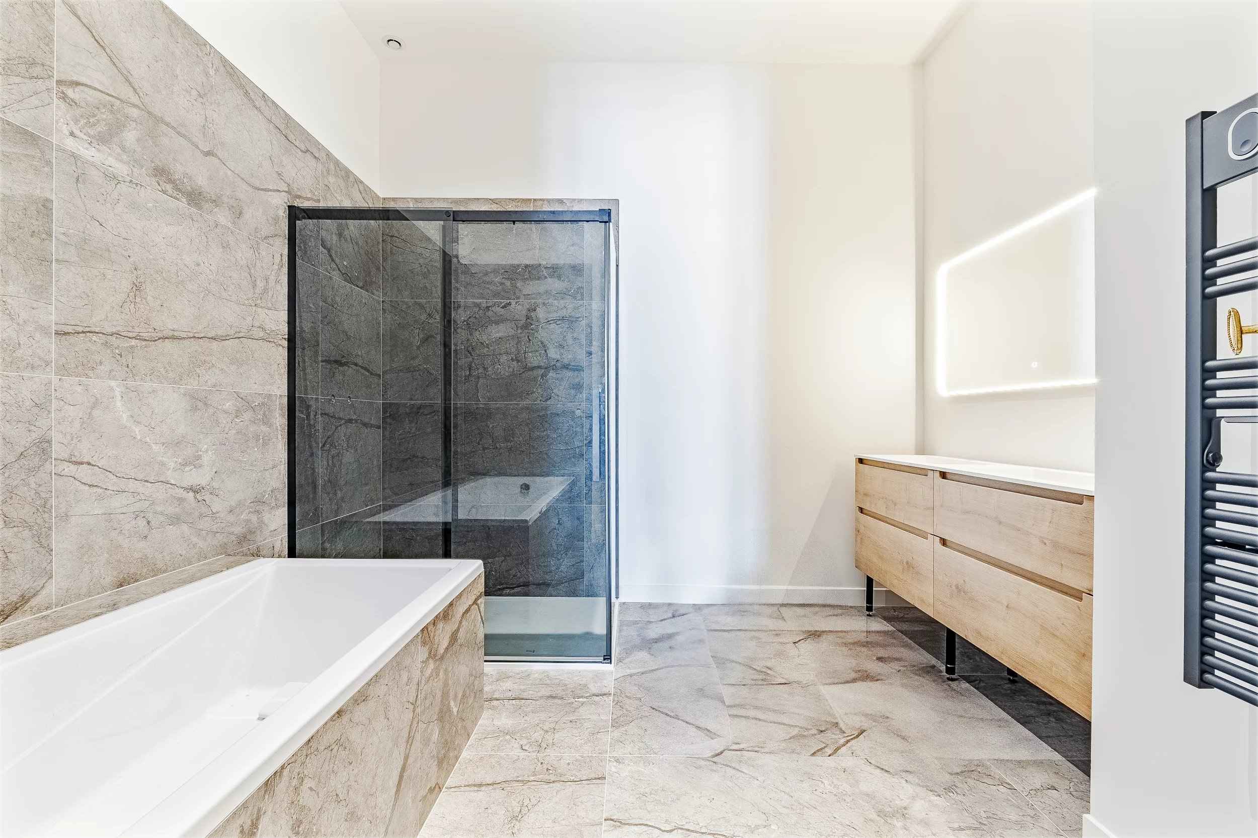 34c3345420dda298650151eaf9396767 db3dc81c4d 2500 original - Translation missing: en.helpers.application.image_tag.default_alt