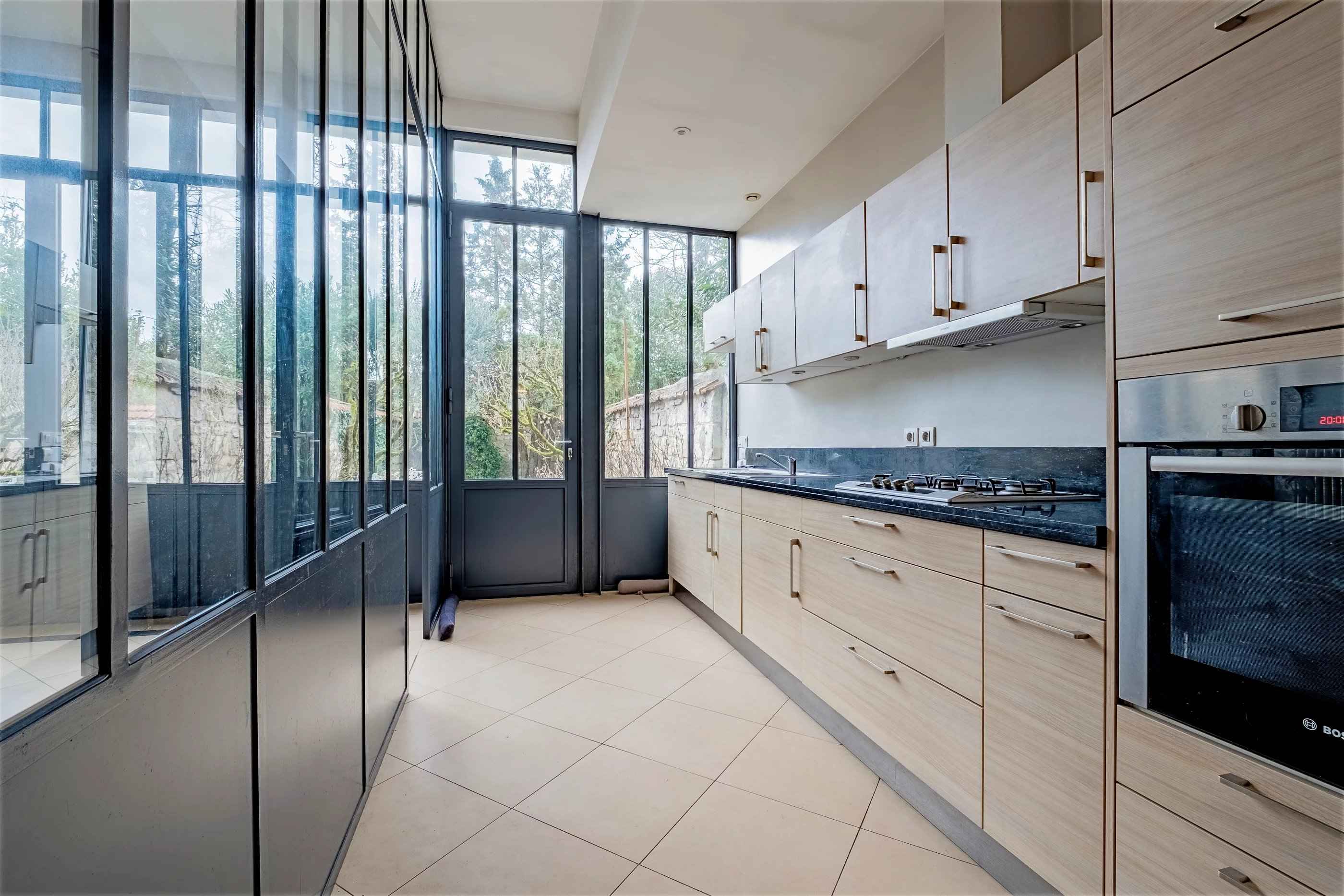 2c5494cc18f9b8f10ad19fc704c1c782 315cb68480 2800 original - Translation missing: en.helpers.application.image_tag.default_alt