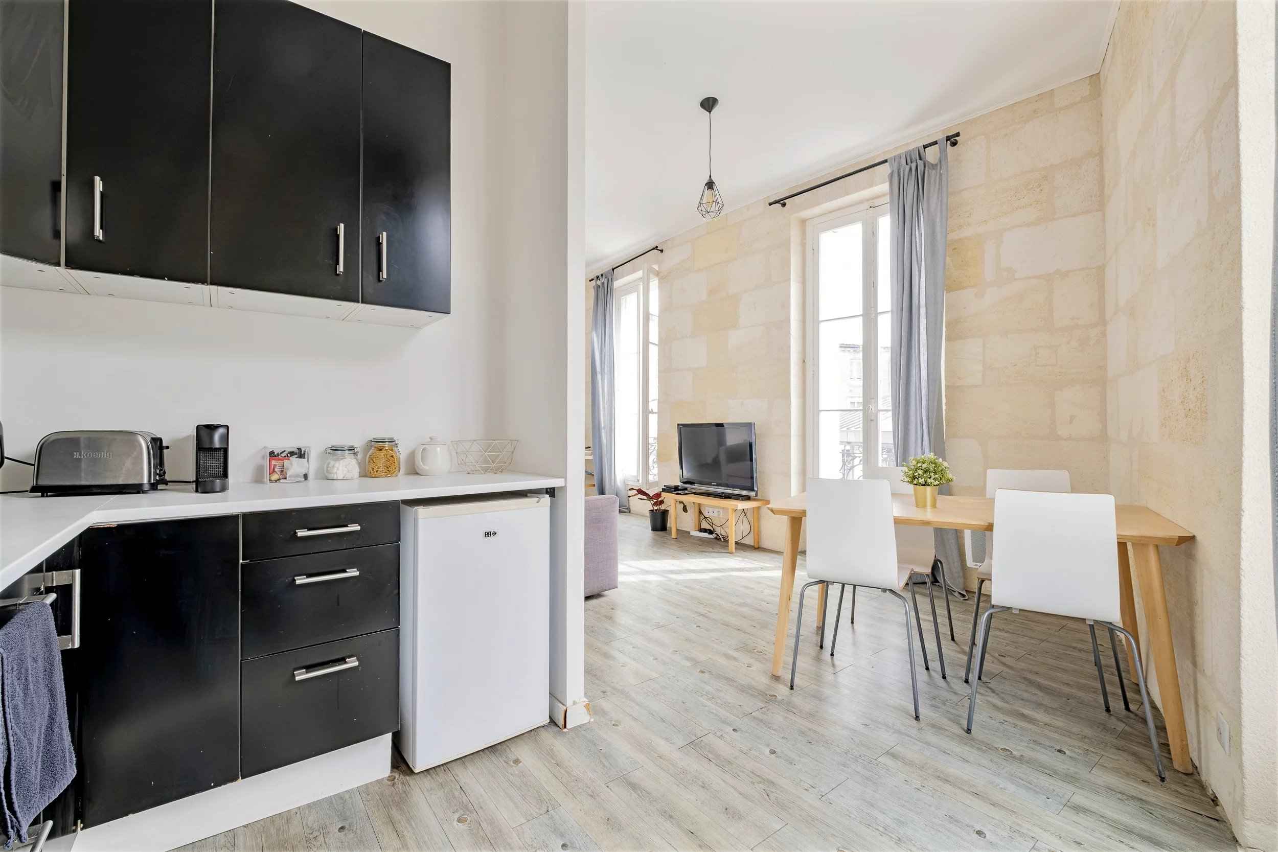 D9d9ca1e47efbe3f05ddbd1c2538b31b 76bdd06a60 2500 original - Attribut alt par défaut.