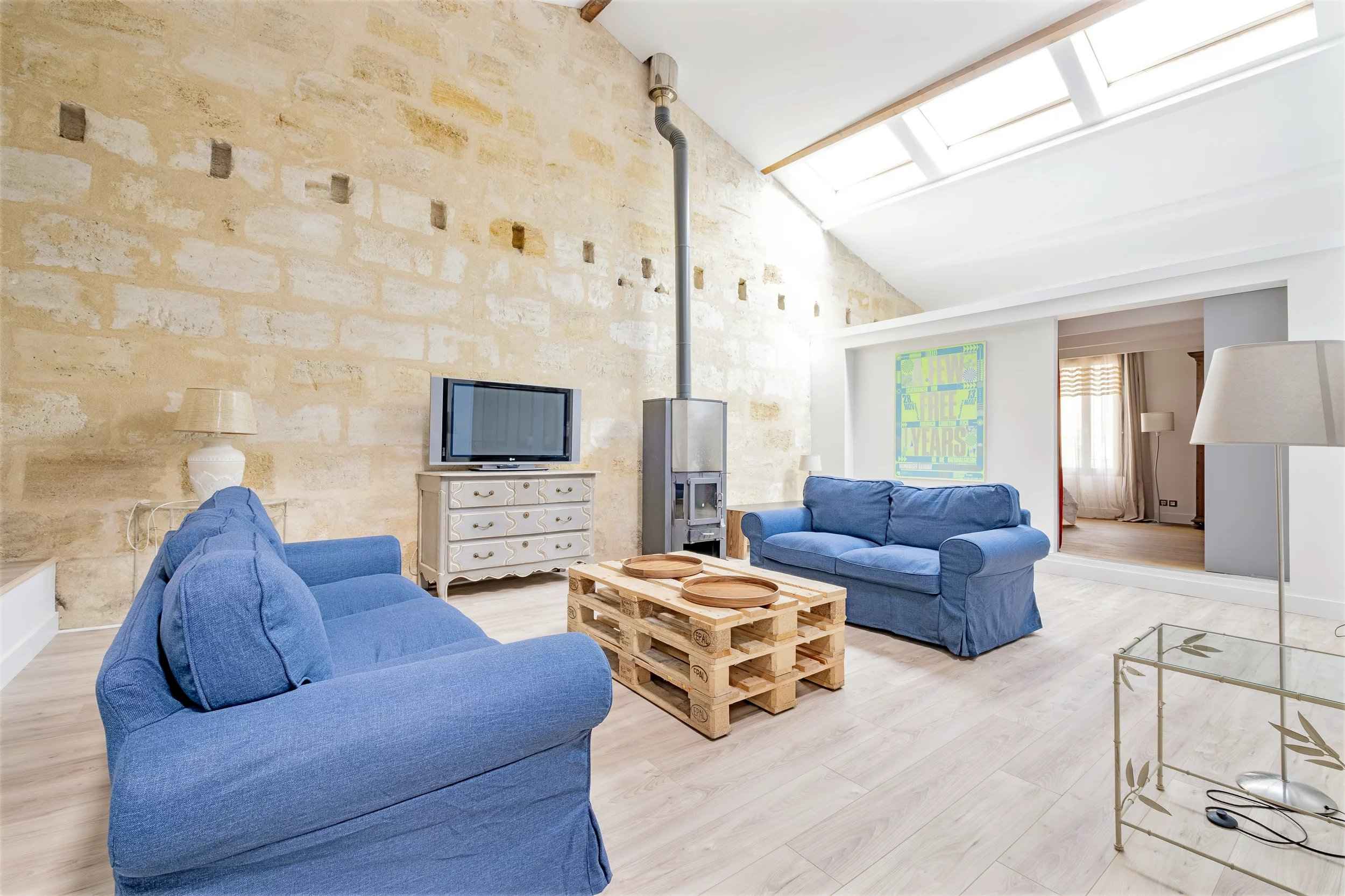 68a5cba981aad2fbffa3849431a6bcd1 65a04ed5be 2500 original - Translation missing: en.helpers.application.image_tag.default_alt