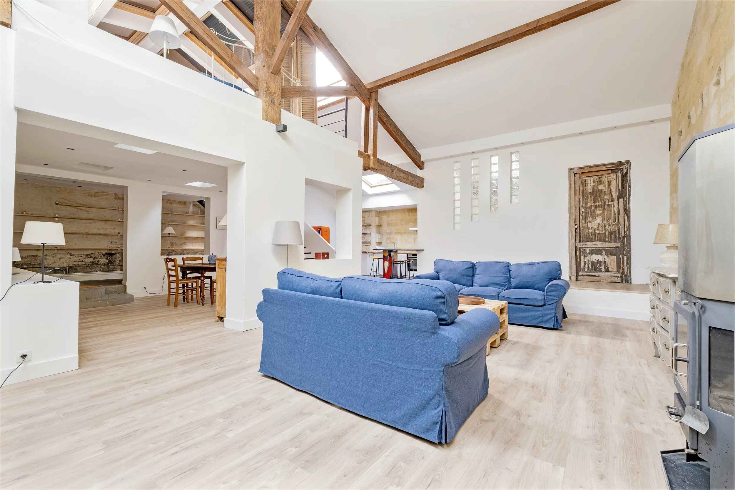 4ef6ccbc94bb8a9a759bded1ece5f857 0a0d75faf2 2500 original - Translation missing: en.helpers.application.image_tag.default_alt