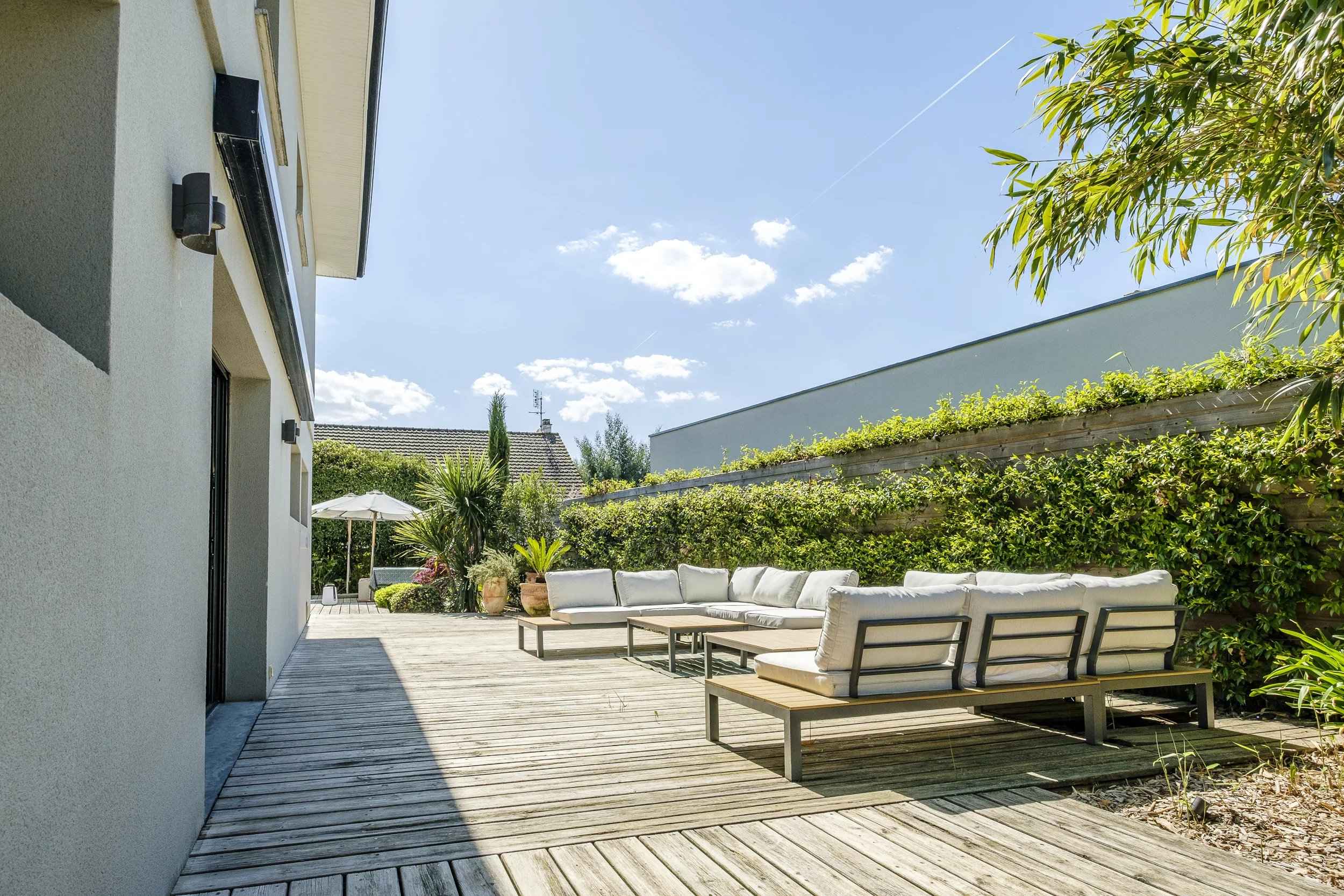 E8568bbbbe2d991b1dd648c7eadb5824 60987f5ac6 2500 original - Attribut alt par défaut.