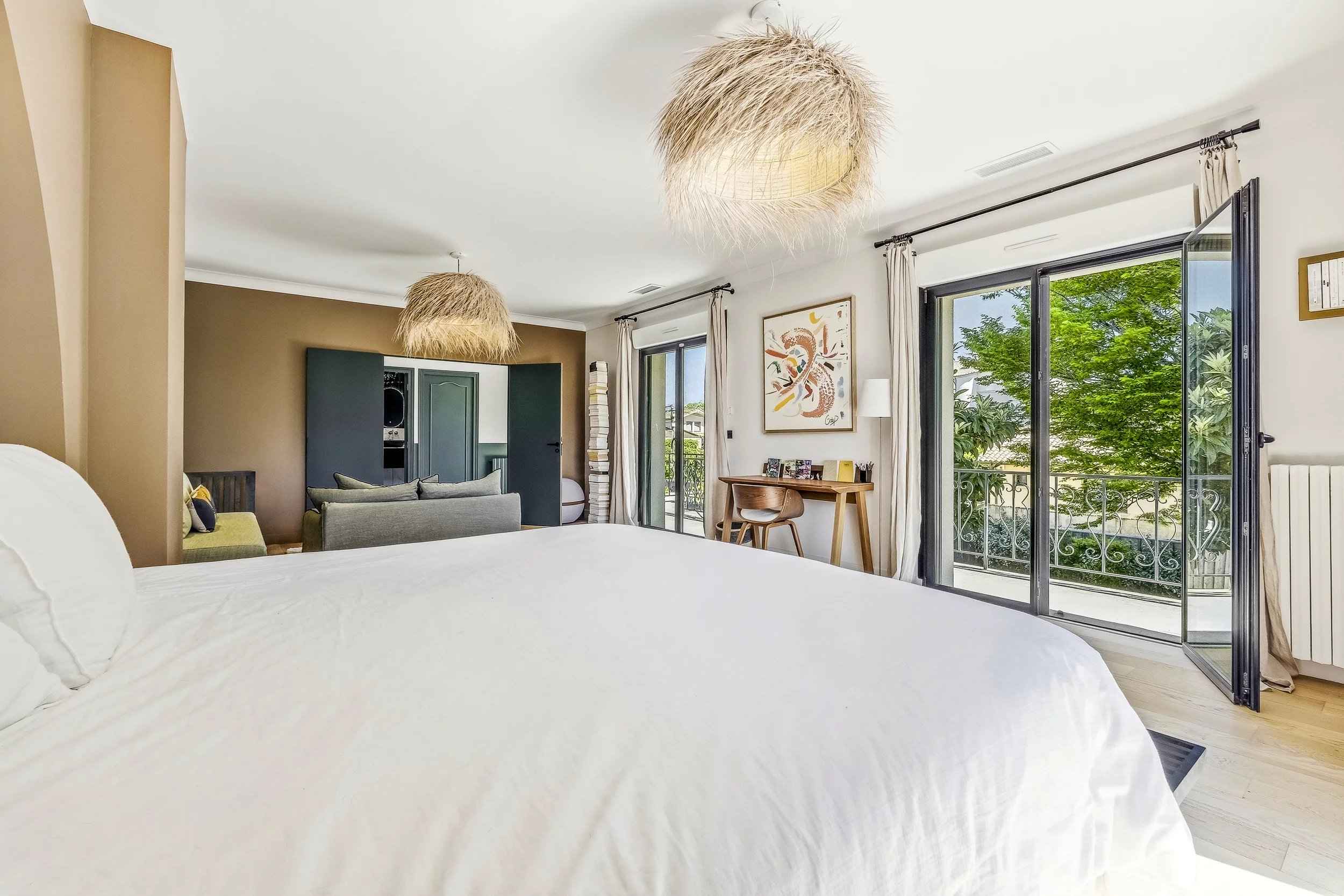 E9d4259c2eb922769d0ad0c59917f5a3 6a3959760f 2500 original - Attribut alt par défaut.