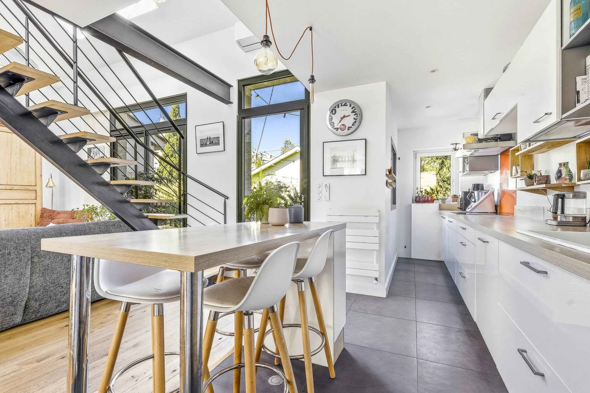 028c1aaa0470a3c7aec664aaa7b5654b 97a96d776d 2500 original - Attribut alt par défaut.