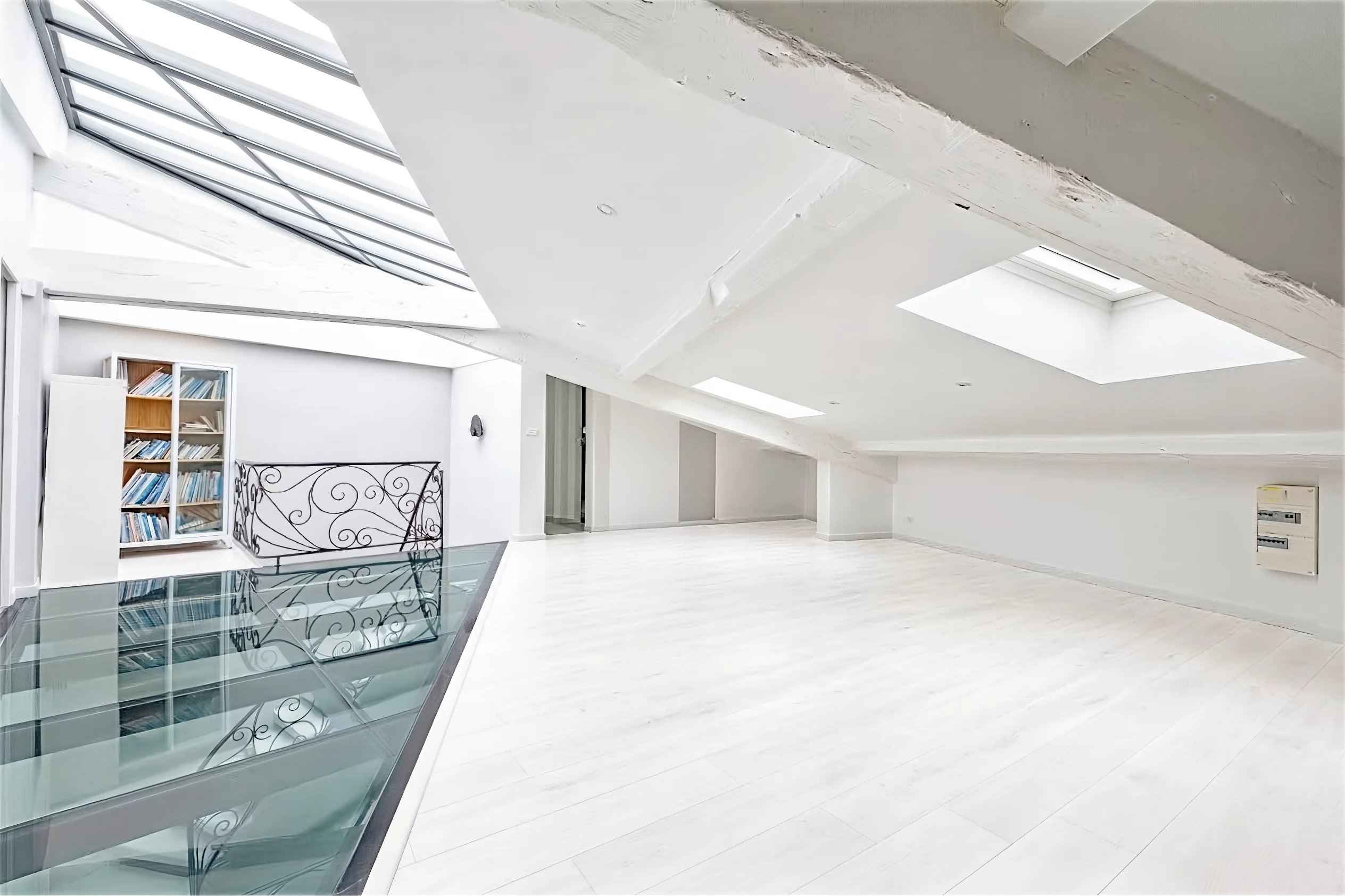 A8d380818060e4773fa6d0098f6a3c60 1a59226570 2528 original - Attribut alt par défaut.