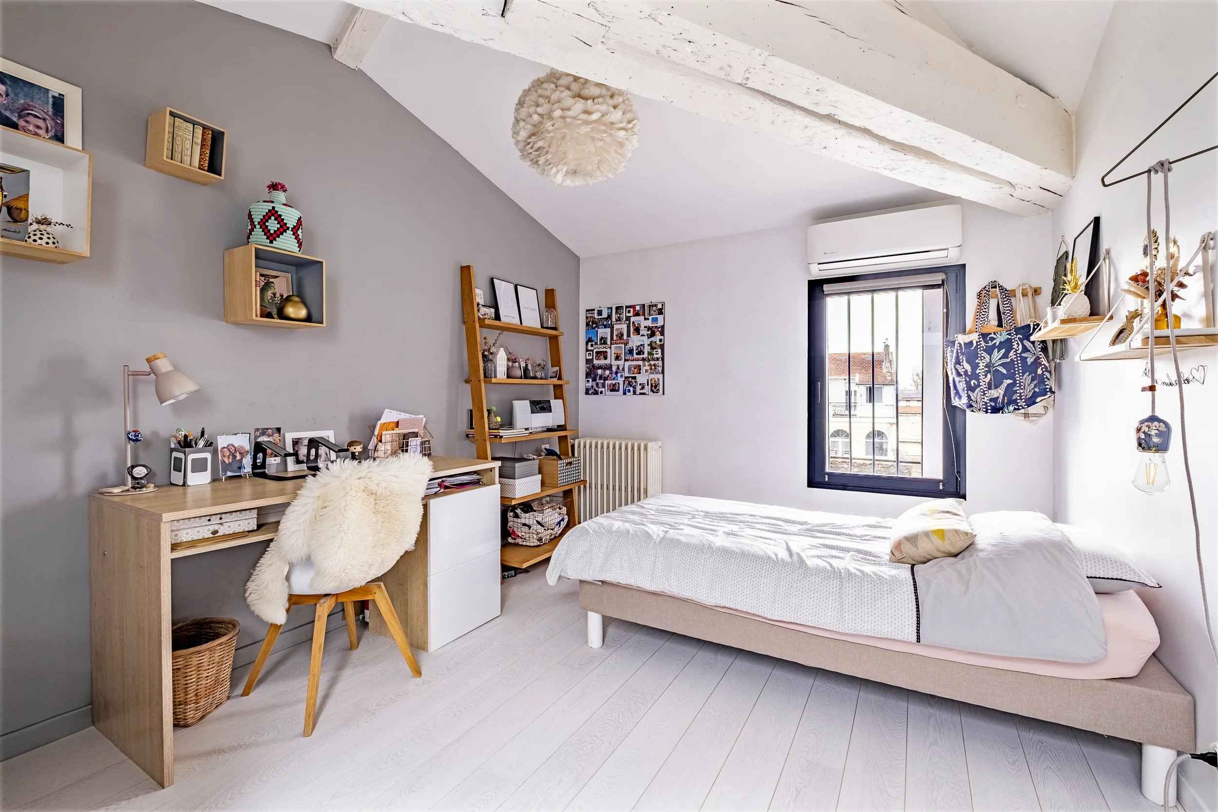 5c7f6b664914b908fafbb1fba605eaf4 615abd6d37 2500 original - Attribut alt par défaut.