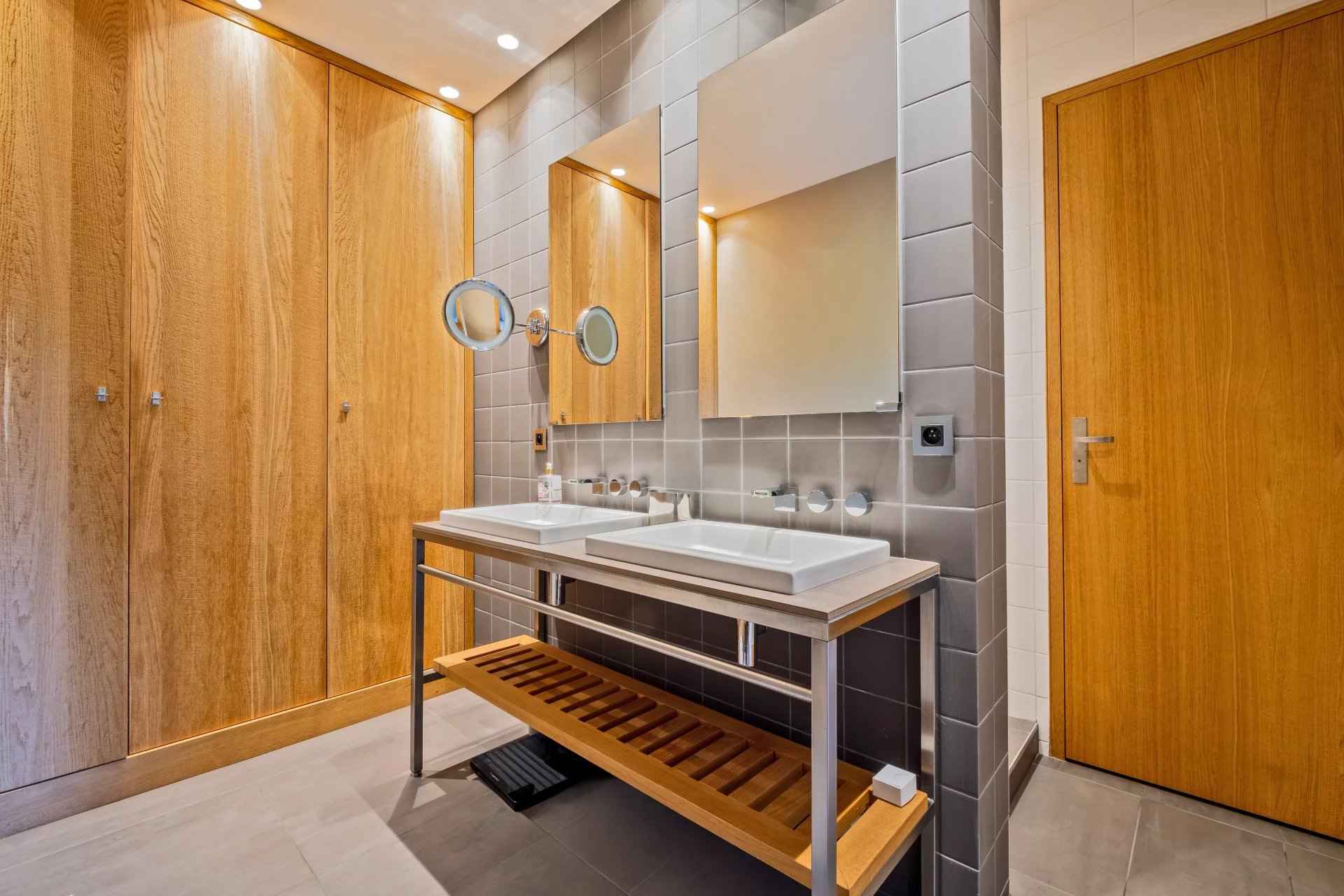 7b4a9cb573020f5691a33e0e552b67ff ab06b84bbe 1920 original - Attribut alt par défaut.