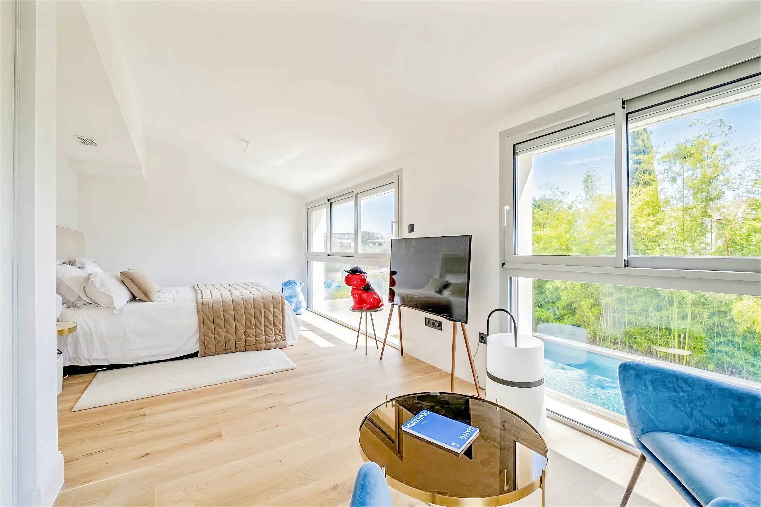 E1f4523d9a64532602a573c9a00bc453 56aad9e06f 2500 original - Attribut alt par défaut.