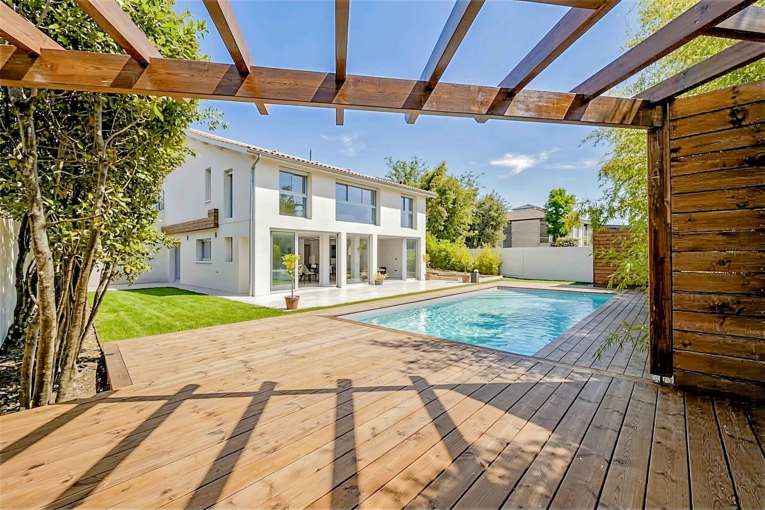 Aeef2a9afe43f0f5070ffdb9a1cee8dd e56bf0ae52 2500 original - Attribut alt par défaut.