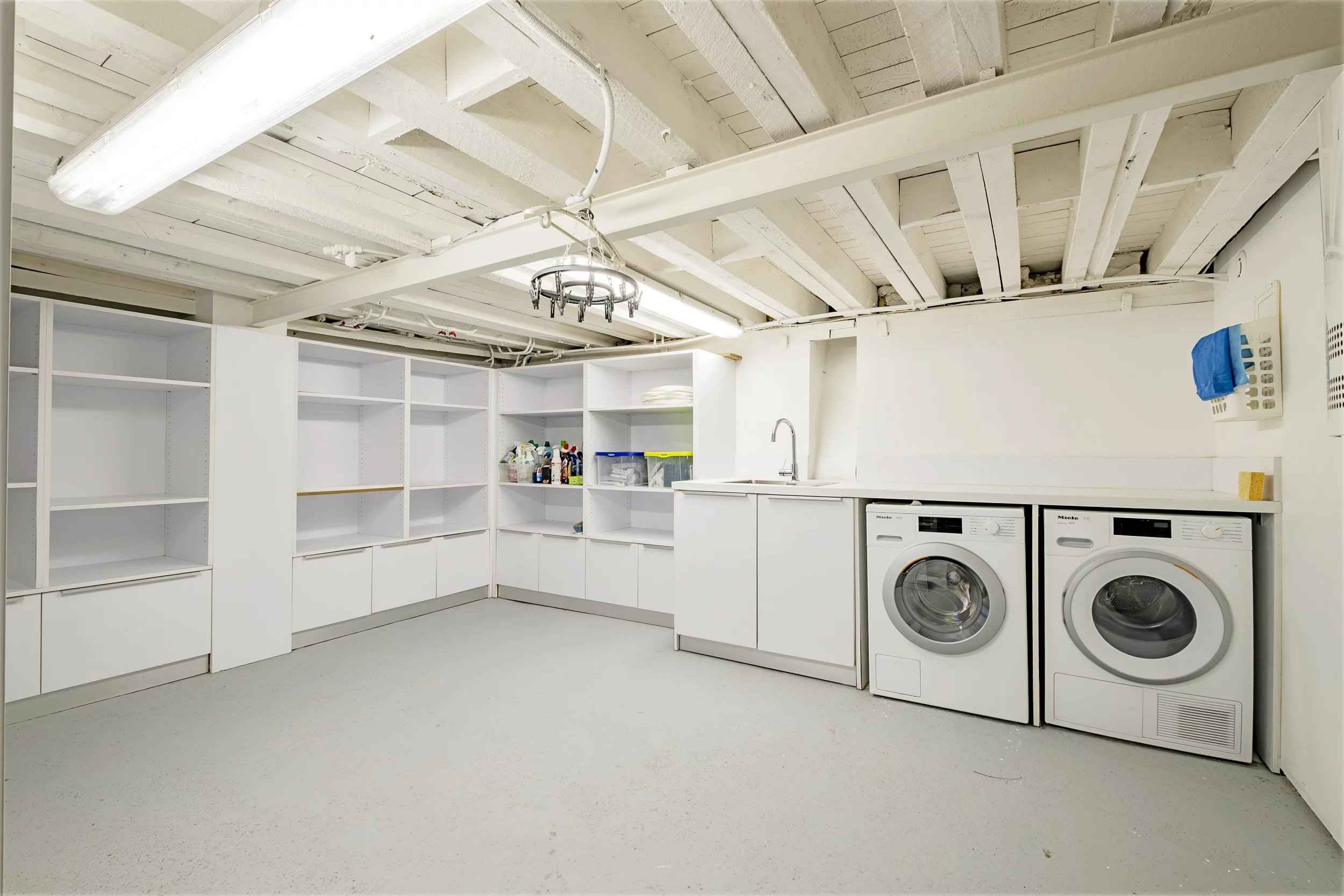 0cc9ec6eed89175ffc9eaa2318ebc139 758a44c70d 2500 original - Translation missing: en.helpers.application.image_tag.default_alt