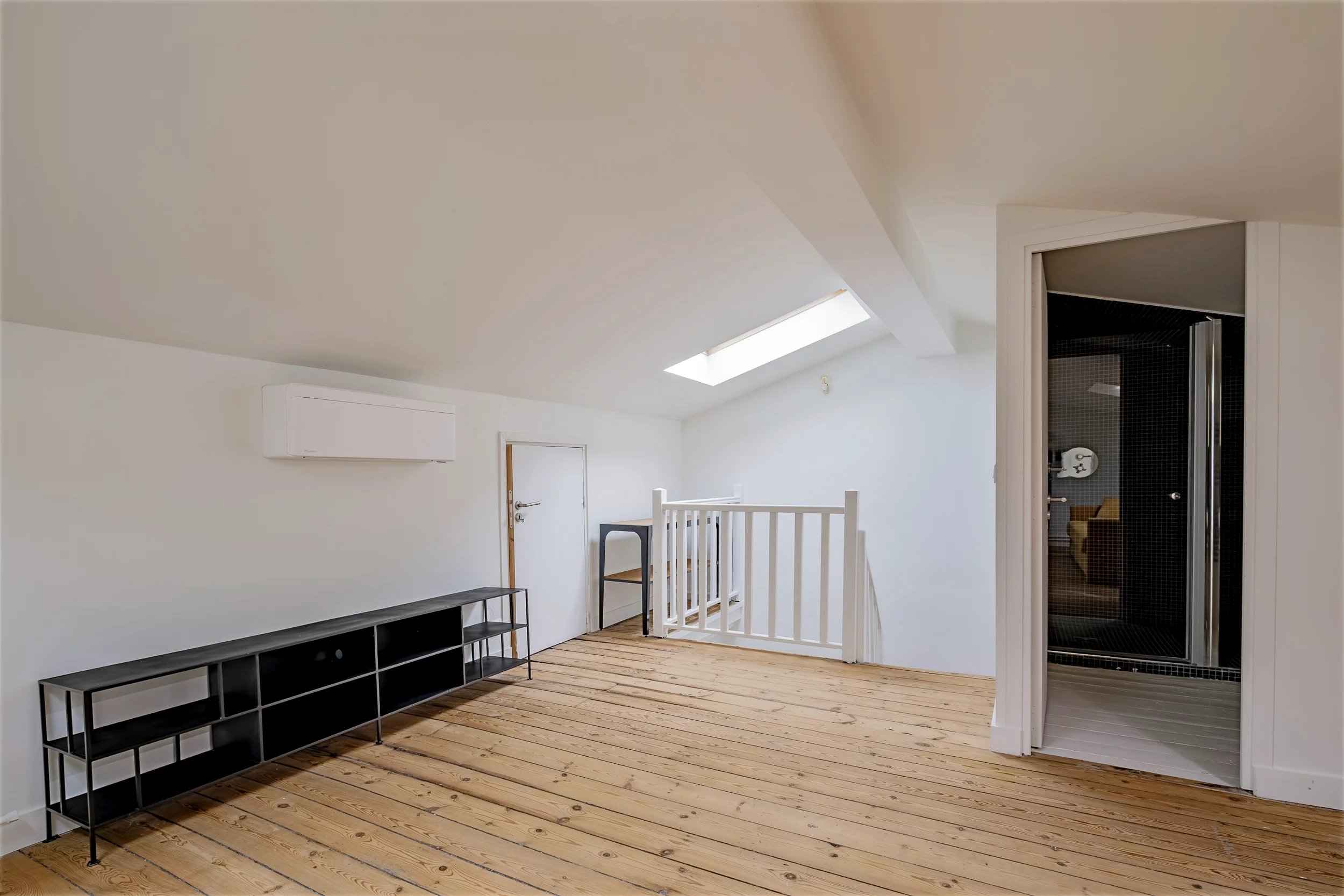 7b80e49a736dc804d2ae282917ae2c35 c8b0631e1a 2500 original - Translation missing: en.helpers.application.image_tag.default_alt