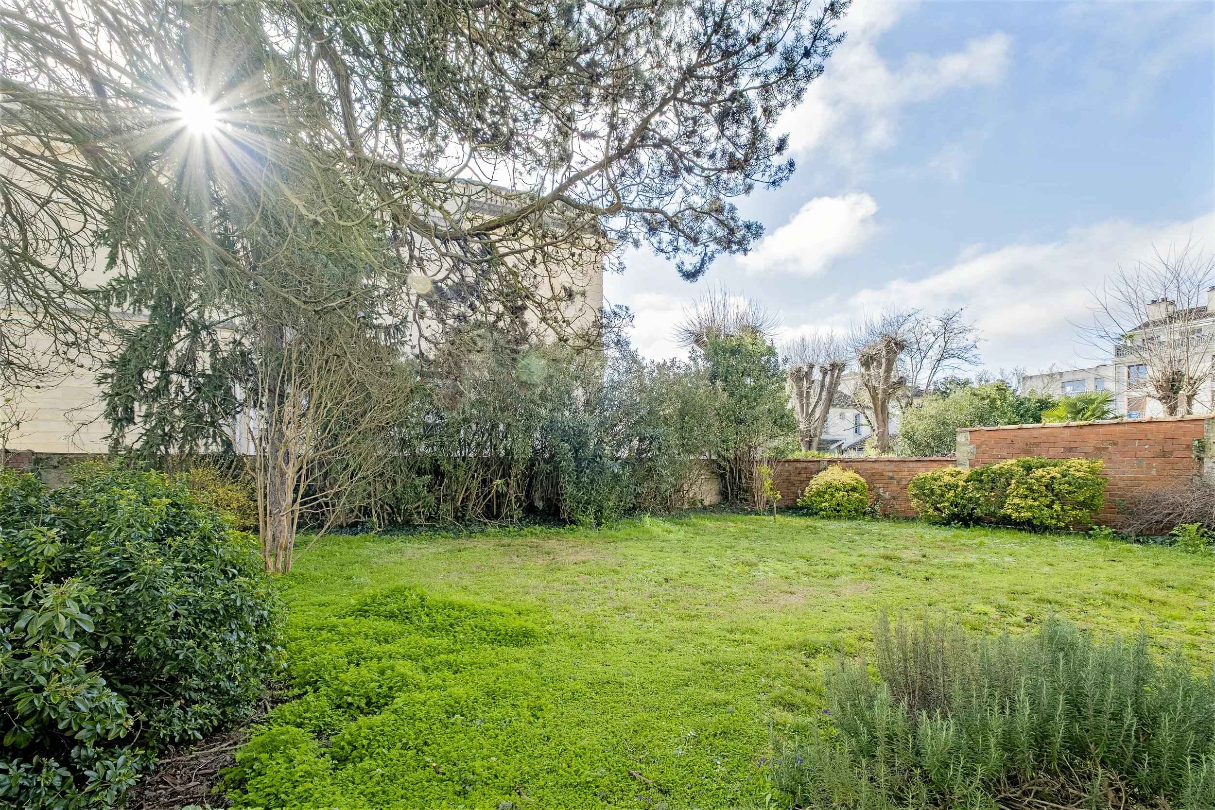 E174b07f018f78266ed50224bc0083f7 48db4e46ea 2500 original - Translation missing: en.helpers.application.image_tag.default_alt