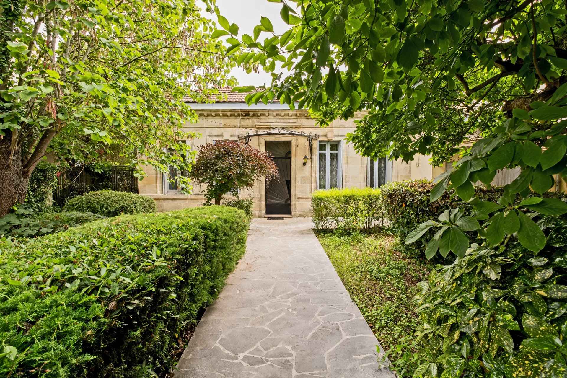 Maison à vendre de 154 m2 Bègles