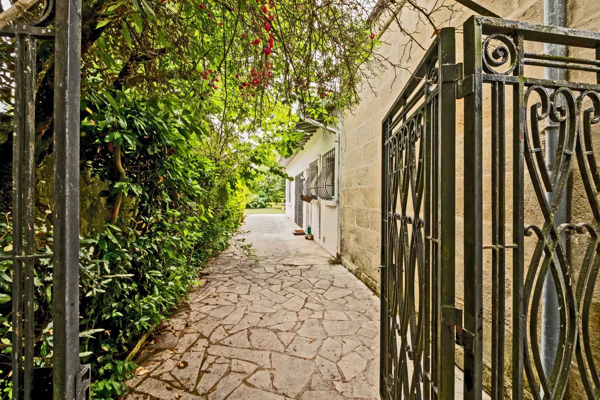 Eec3f06e775b9c9cfbb0d4b004fcf1d7 b81aa2d15d 1920 original - Attribut alt par défaut.