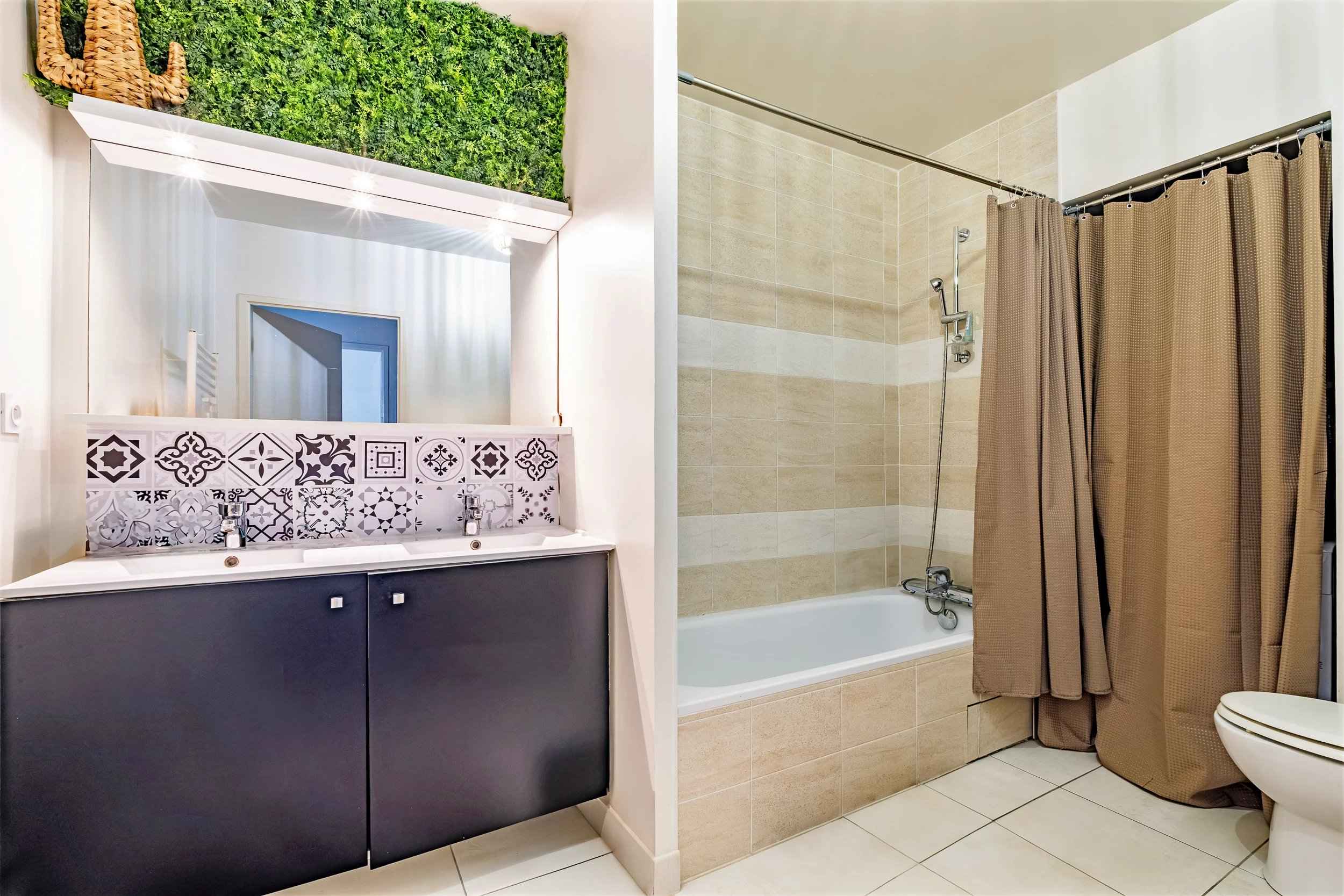 6729efddcf9bc3eea28426ef5cf20c5b 1907acc0c7 2500 original - Attribut alt par défaut.