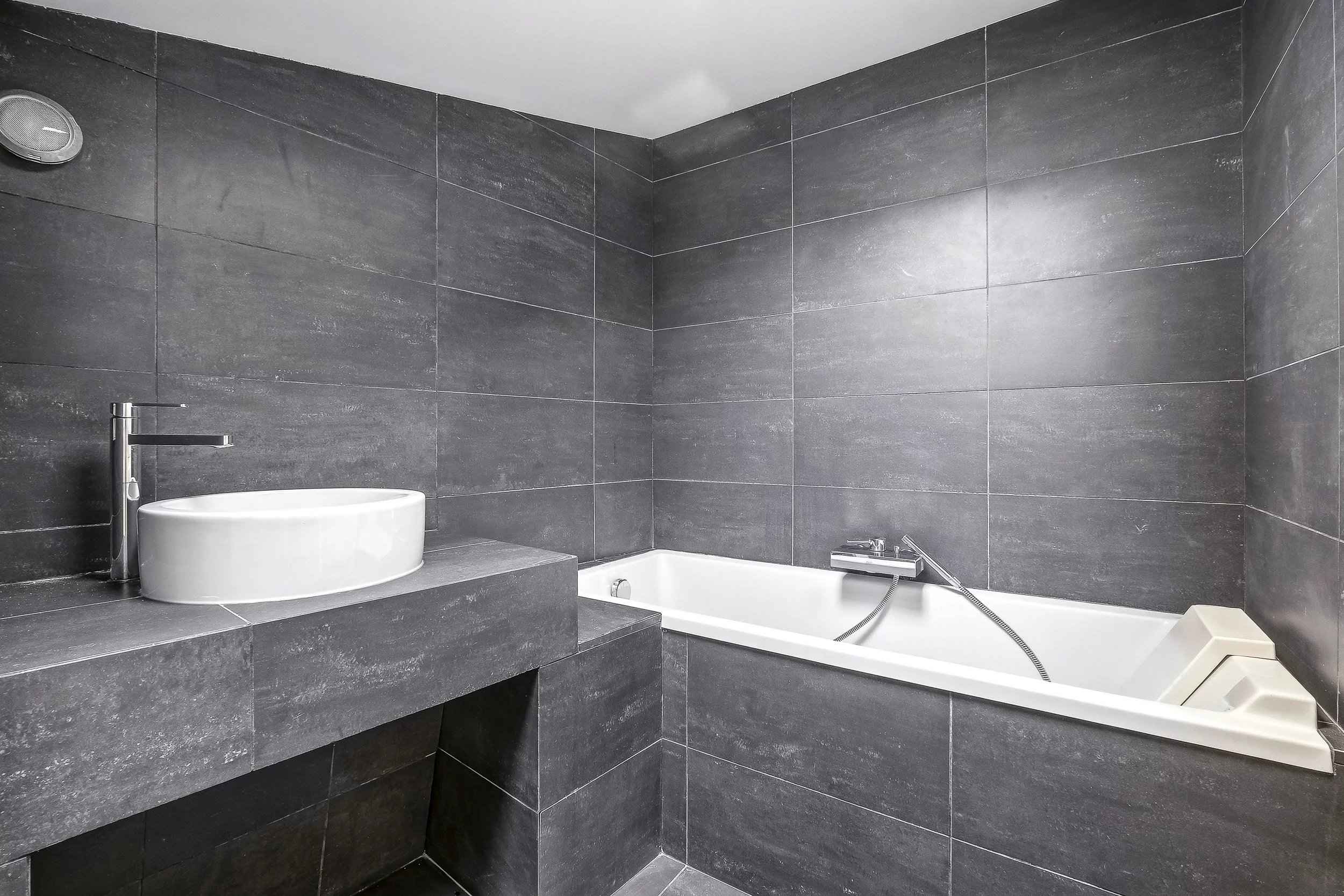 3890ee319433dc185420b754f9a7cb25 bd2a3fb77f 2500 original - Translation missing: en.helpers.application.image_tag.default_alt