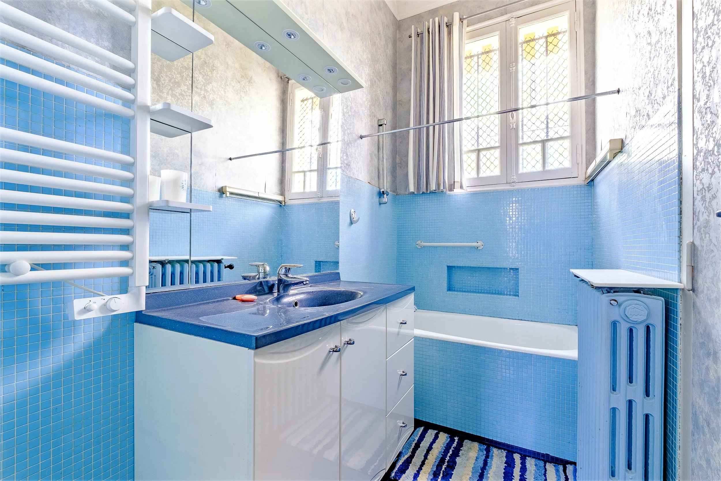 7de726135cec271aec2fcaf7e30d1d5d c6c47a4a5f 2500 original - Attribut alt par défaut.