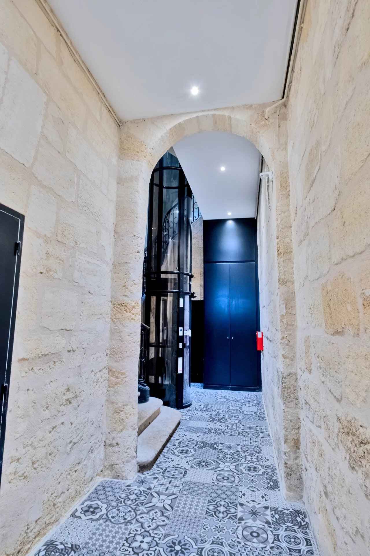 Ce7ac8a07de04f7b55e4aa8c23b6b48d 6ccee42f66 1920 original - Attribut alt par défaut.