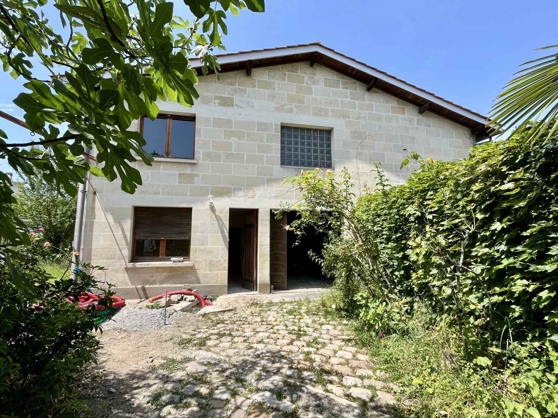 1ca9aef6653e4d1f3f5318b93f6c8f5c 3c92afdc98 1920 original - Attribut alt par défaut.