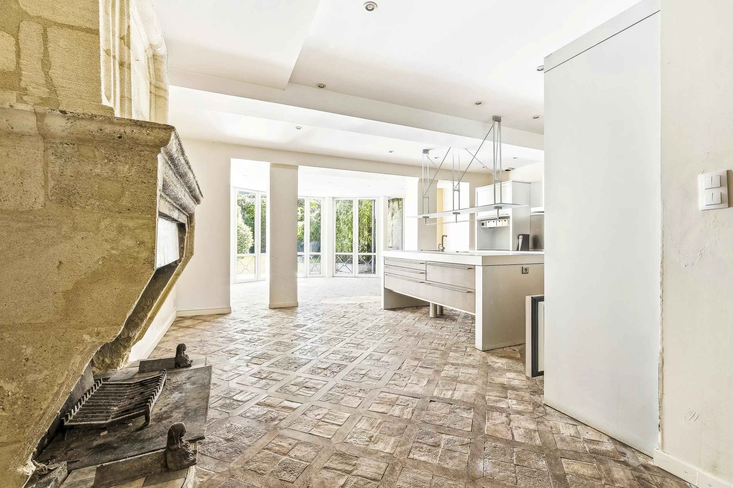 8ce85d9bb699c52ebf4bf22c26ace849 9dcc2f1af7 2500 original - Attribut alt par défaut.