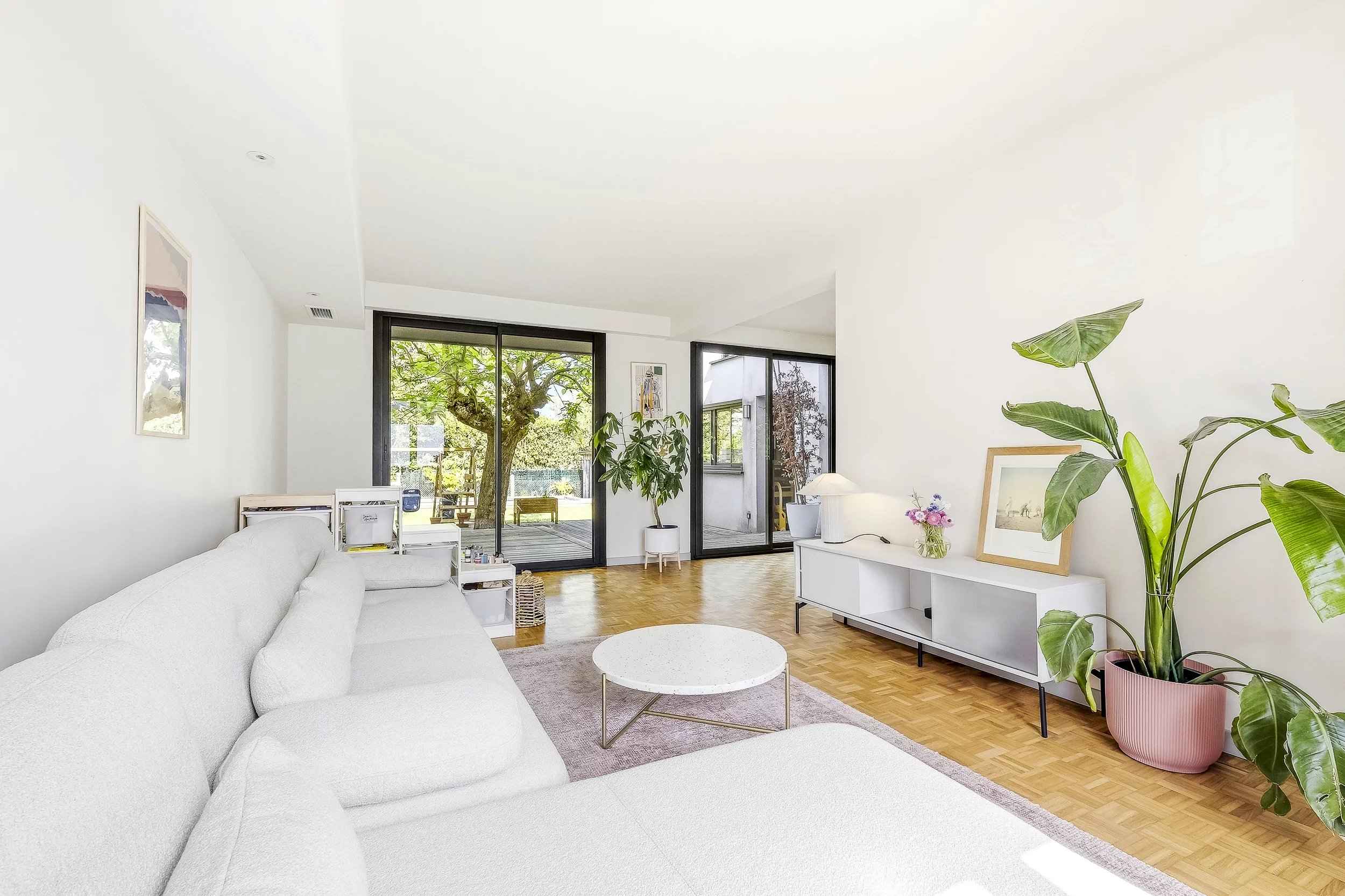 5395e1934c96a977c4a3fa9f42cfb011 e9f23a8e84 2500 original - Attribut alt par défaut.