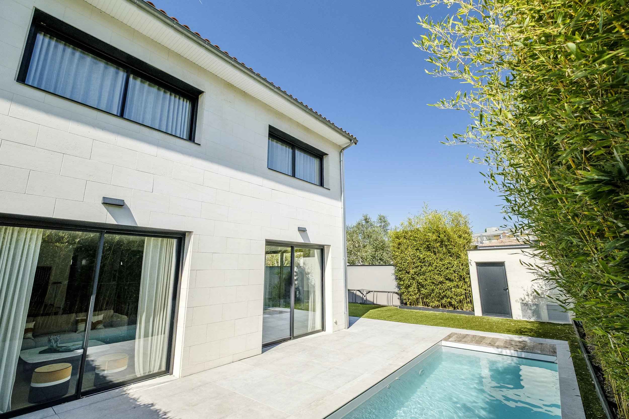 2d6a3d48c1e5467d3e03acc17b09bbc5 e5c40561b1 2500 original - Attribut alt par défaut.