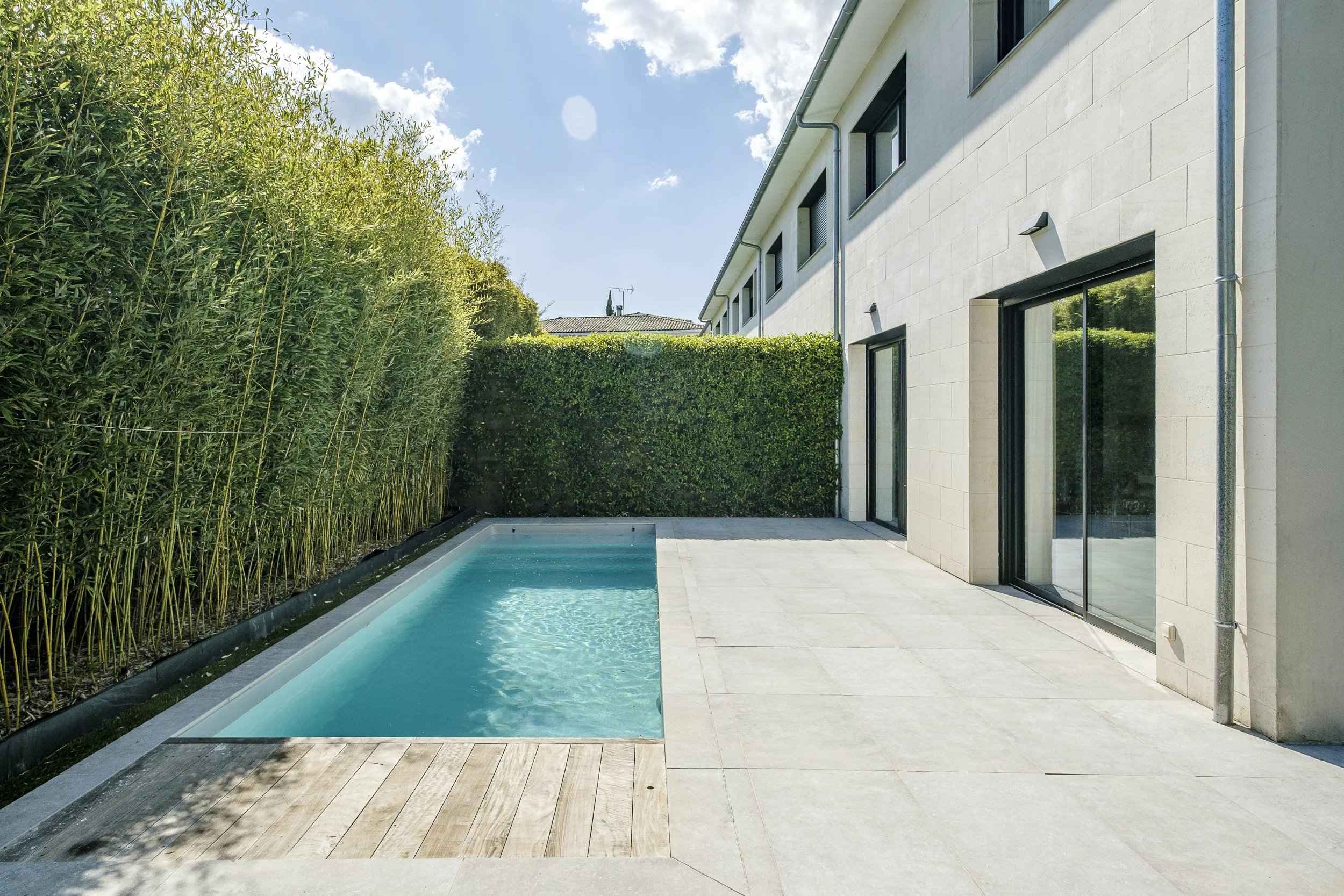 C6a534aa394fab681ee3ca2f2459b5e6 ae864246e1 2500 original - Attribut alt par défaut.