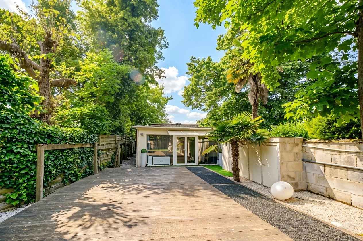 376225ff690b10d28fb7f6050dc990c1 9b0b2728ed 1264 original - Attribut alt par défaut.