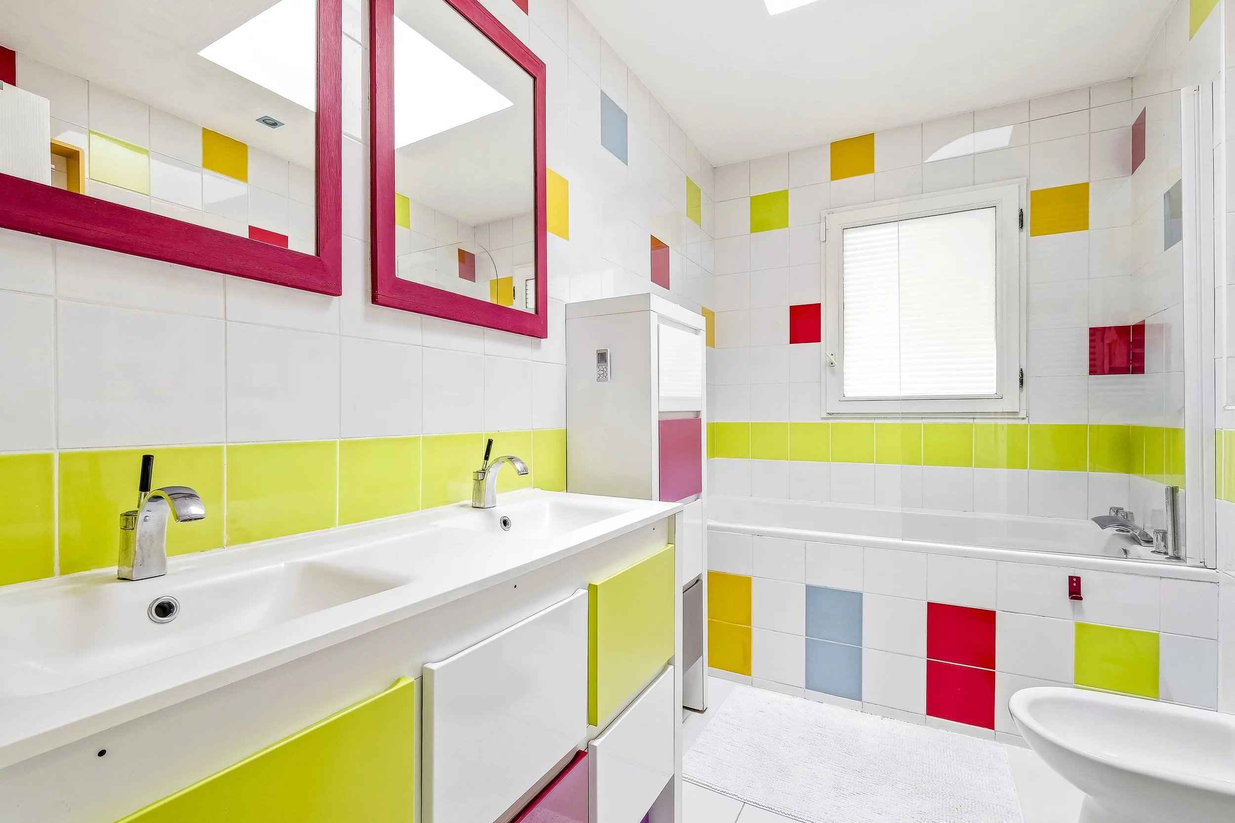 D9f23487ab0c39a13c946caa74359534 189ce9f8d6 2500 original - Attribut alt par défaut.