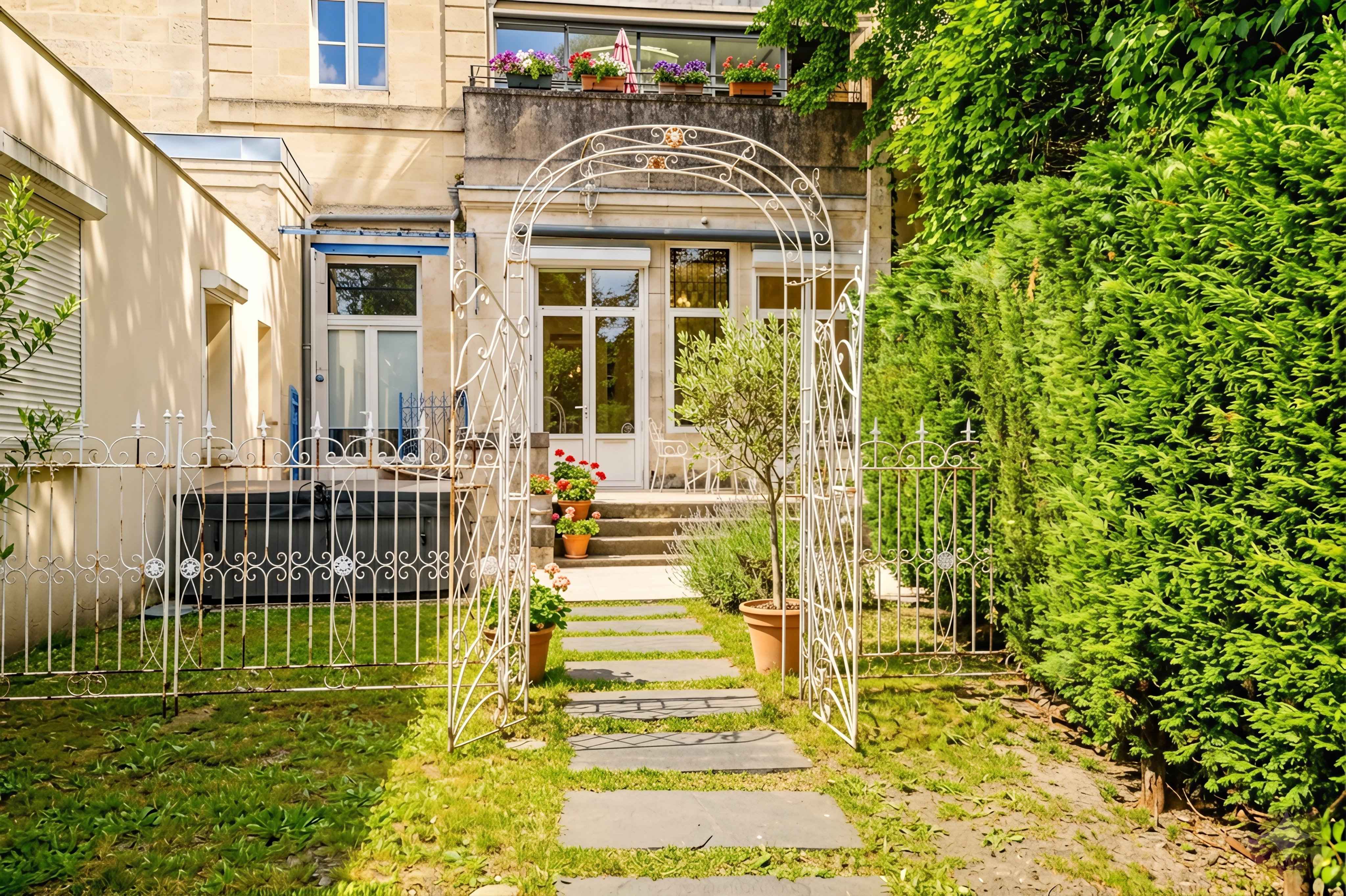 94e14840b95e0905d808a946d9de8af0 0fac90a126 4096 original - Attribut alt par défaut.